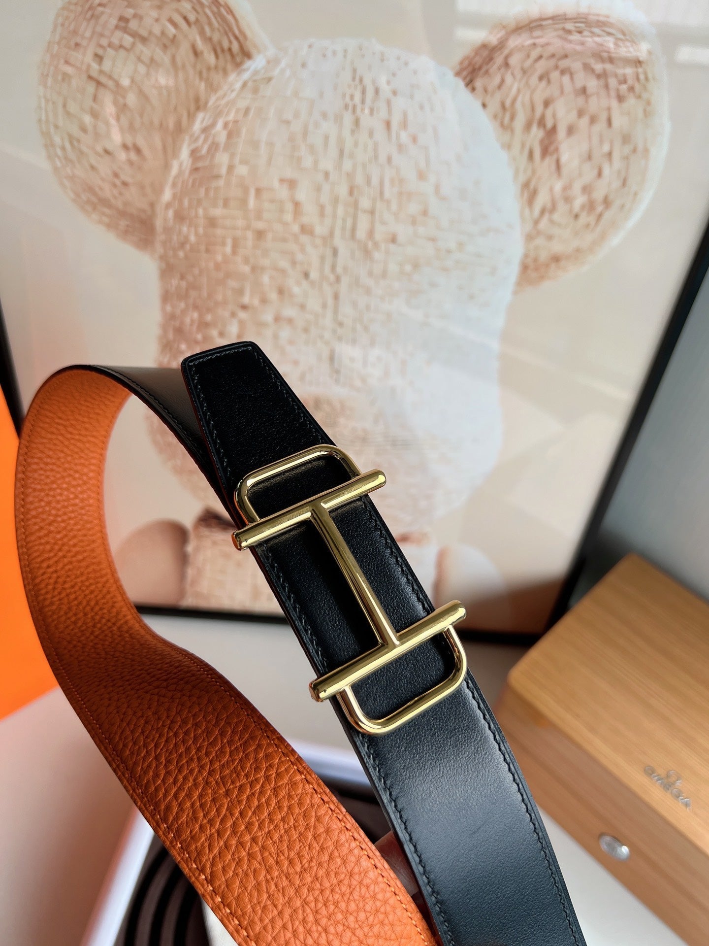 HM ROYAL BELT BUCKLE & REVERSIBLE NOIR AND ORANGE LEATHER STRAP 32 MM GOLD HARDWARE - 30