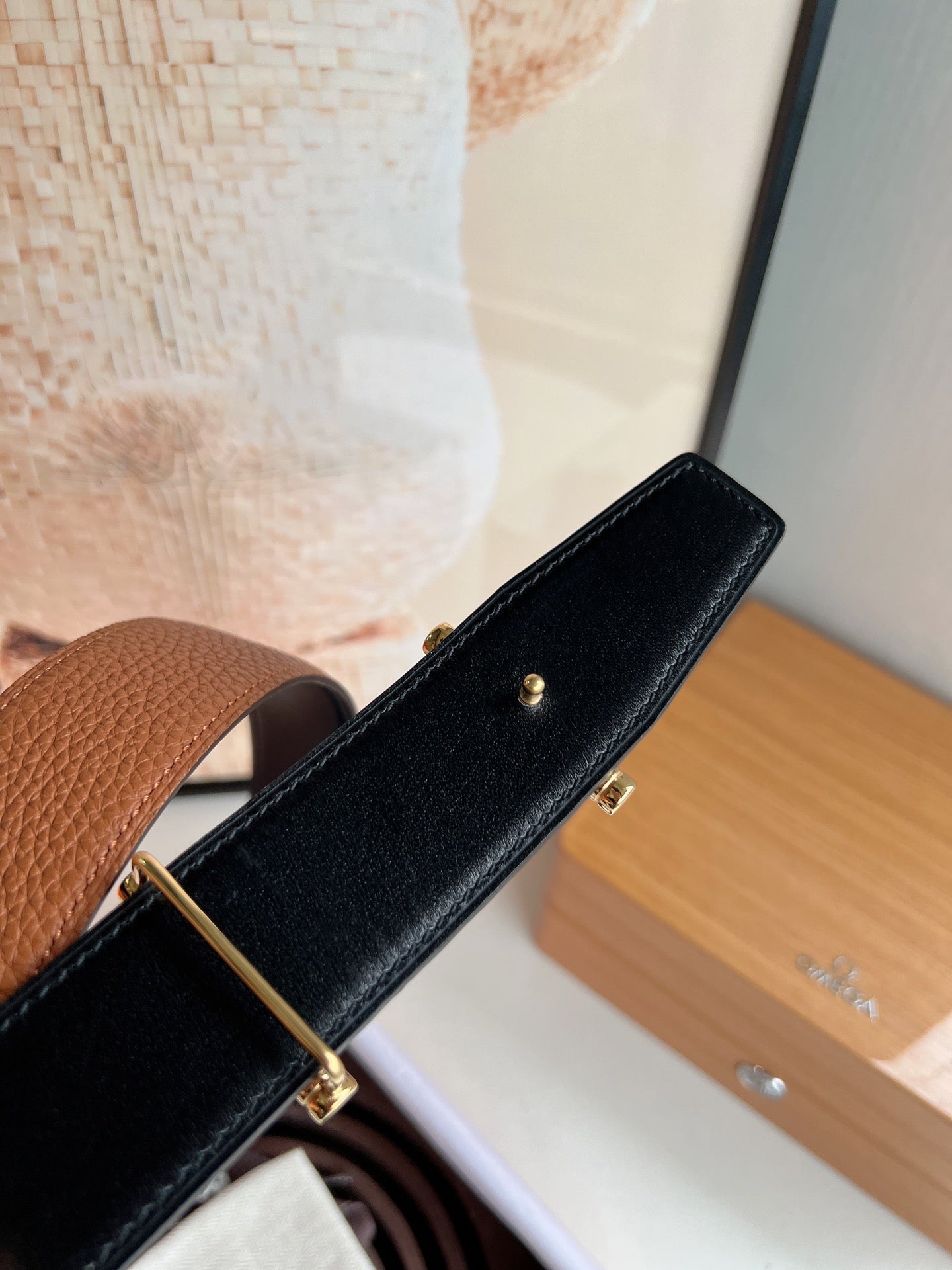 HM JUMBO BELT BUCKLE & REVERSIBLE CIDER ORANGE AND BLACK LEATHER STRAP 38 MM GOLD HARDWARE - 30