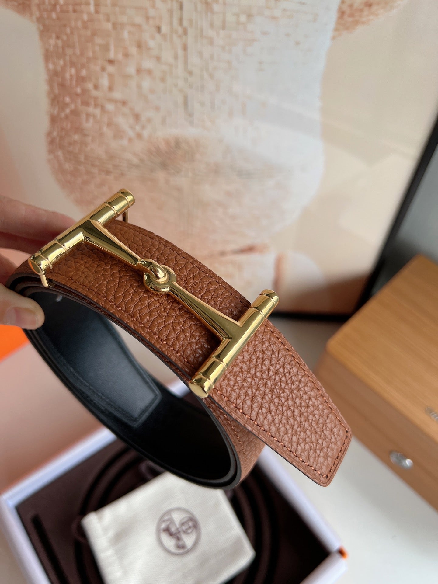 HM JUMBO BELT BUCKLE & REVERSIBLE CIDER ORANGE AND BLACK LEATHER STRAP 38 MM GOLD HARDWARE - 30