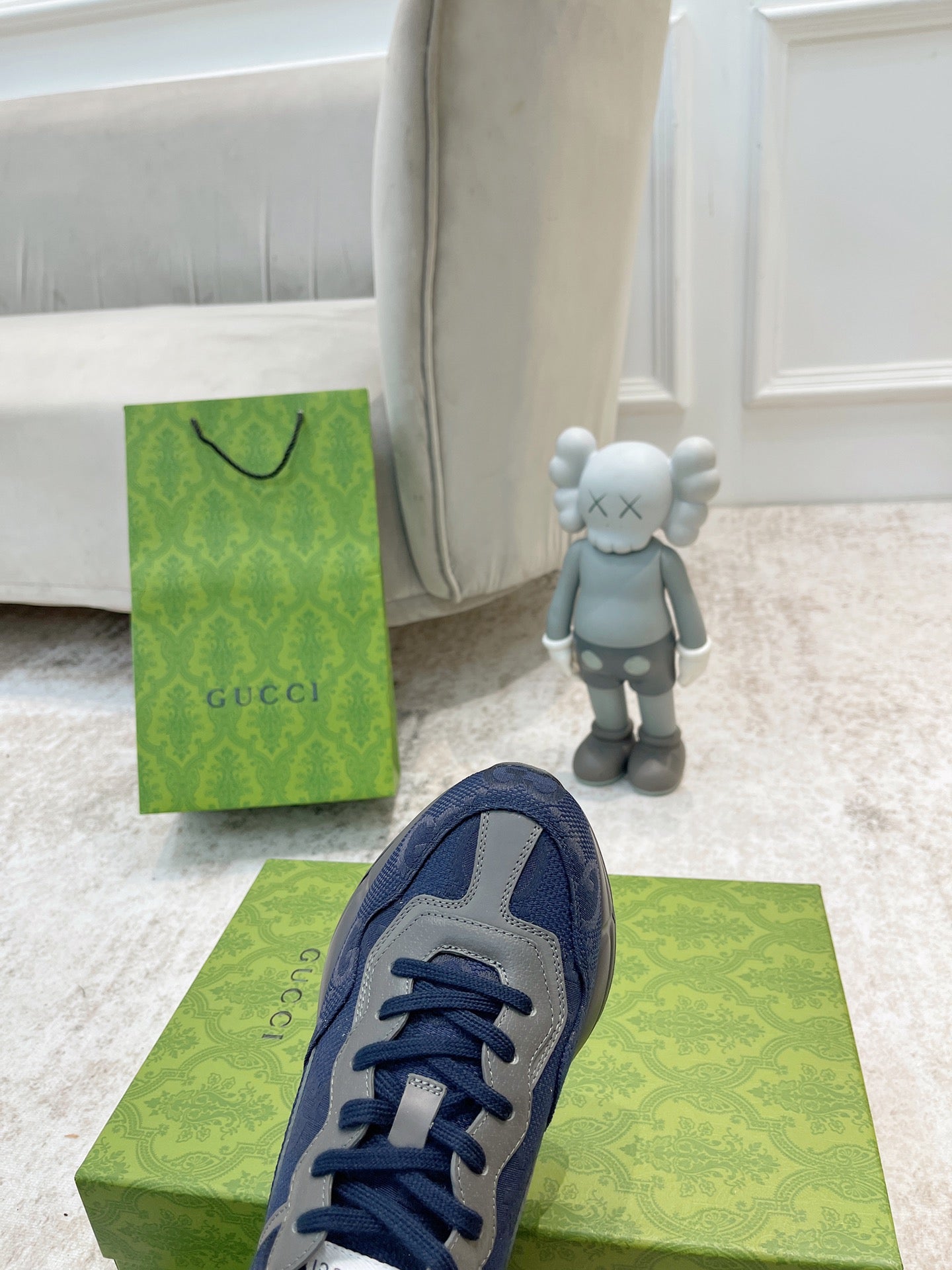 GG RHYTON TRAINER NAVY AND GRAY LAMBSKIN - 35