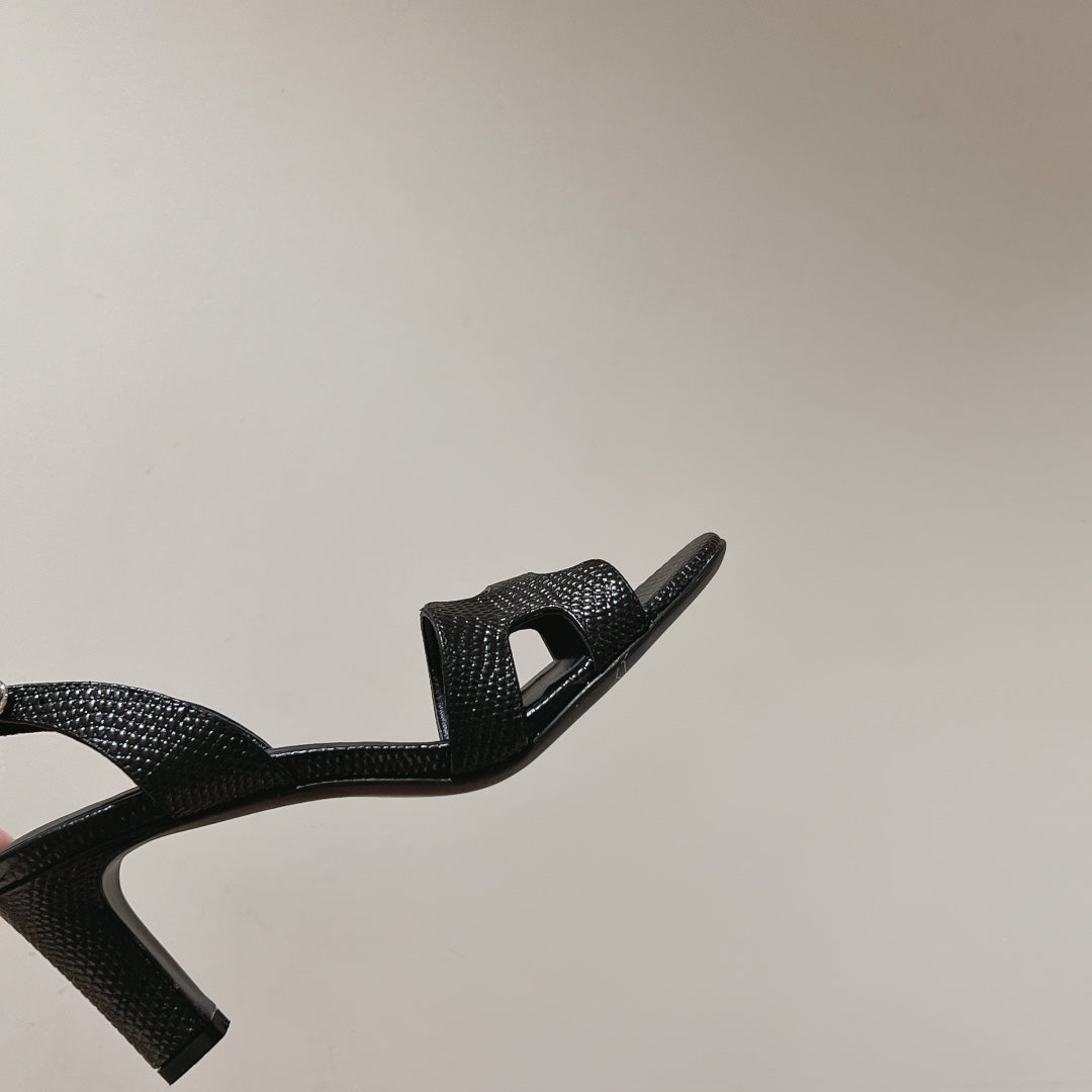 HOLY 75 SANDAL IN BLACK GRAINED CALFSKIN - 35
