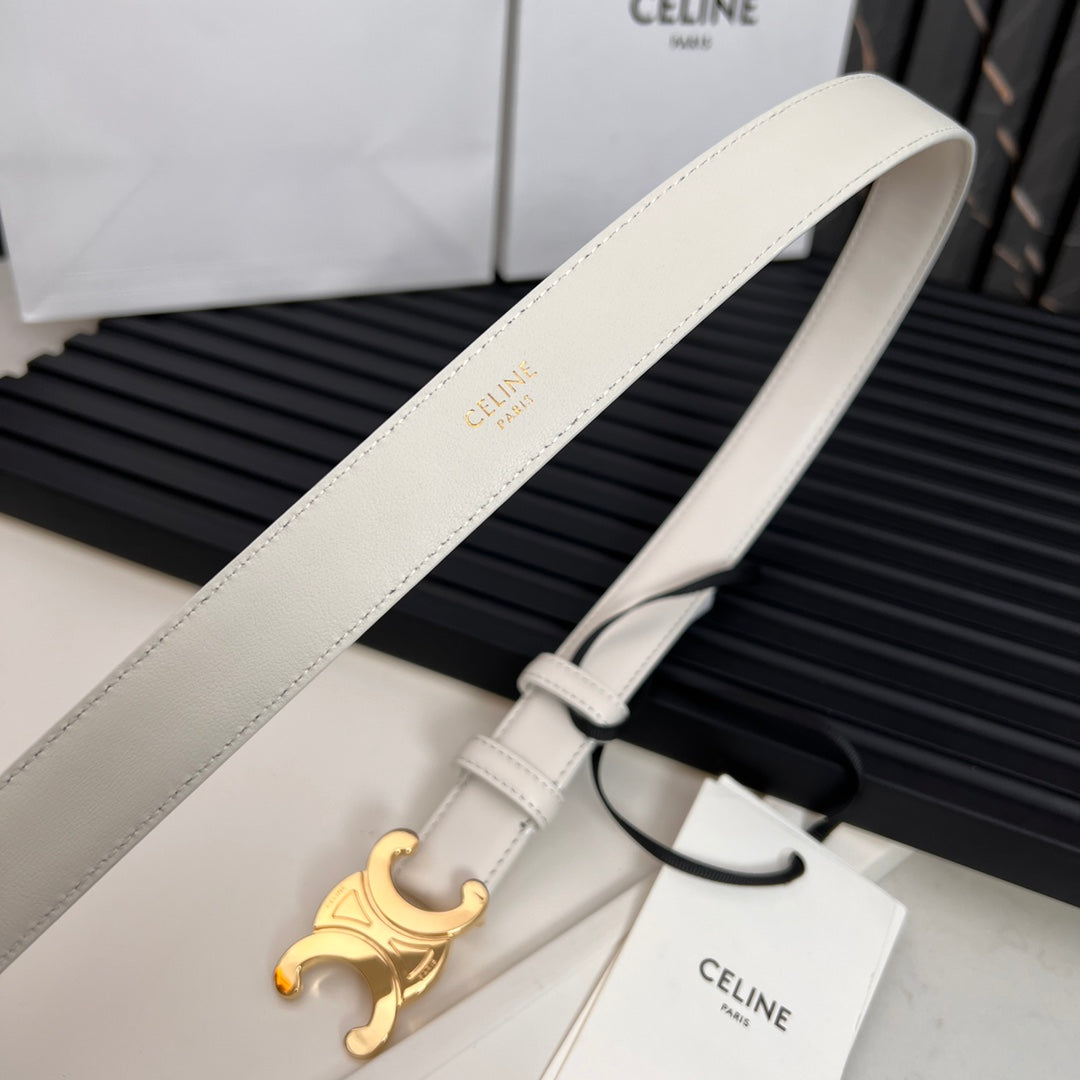 CL TRIOMPHE 25 MM BELT IN WHITE CALFSKIN GOLD HARDWARE - 30
