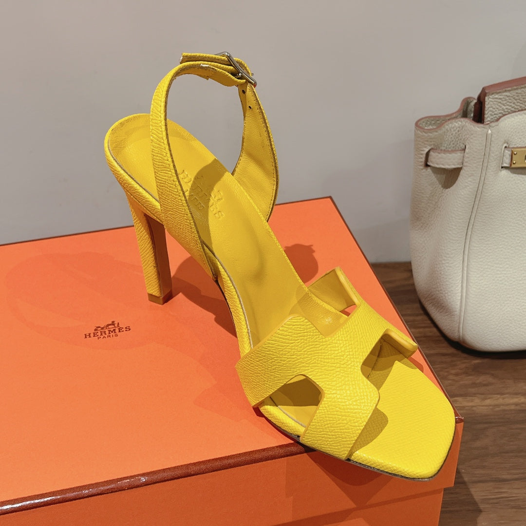 HOLY 105 SANDAL IN BRIGHT YELLOW GRAINED CALFSKIN - 35