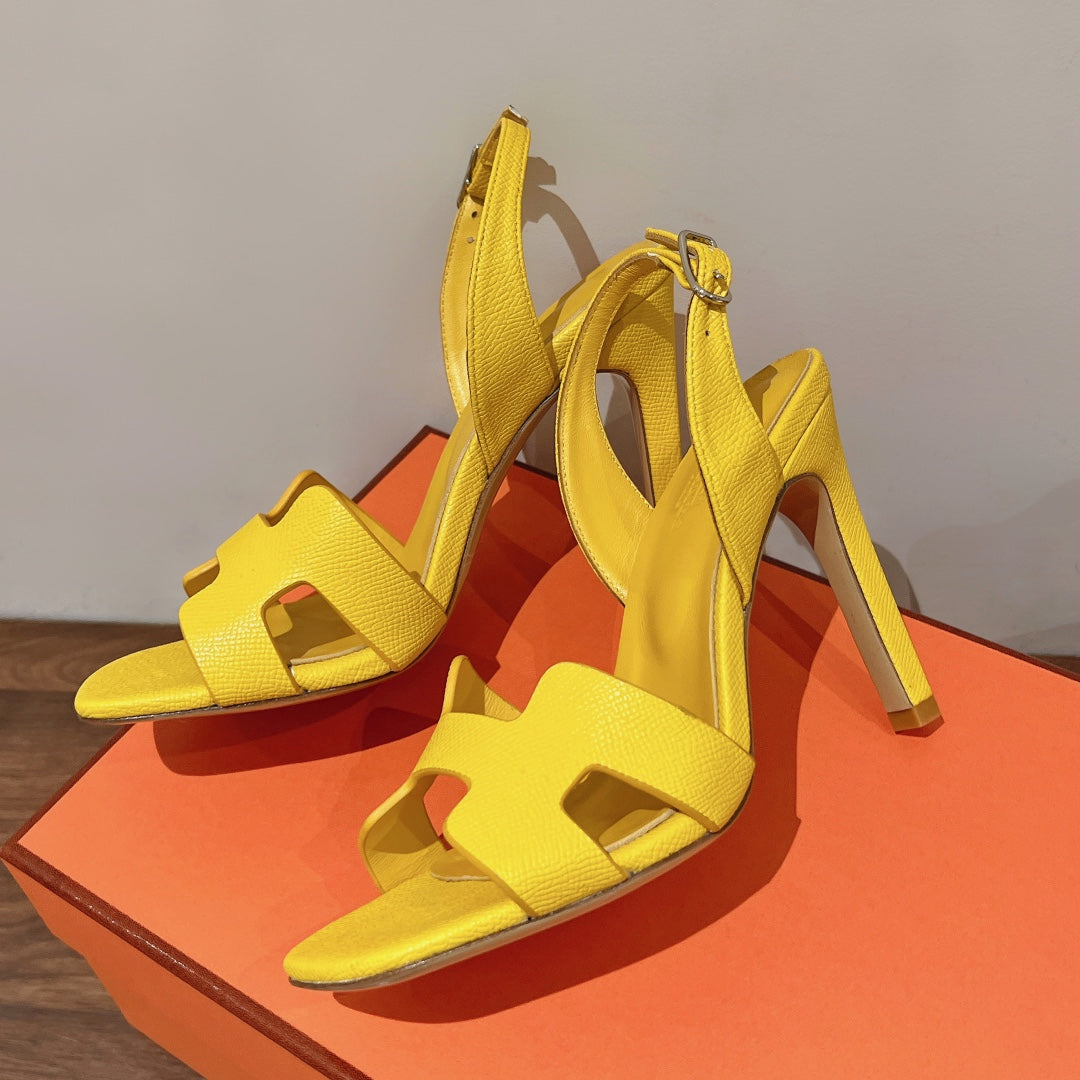 HOLY 105 SANDAL IN BRIGHT YELLOW GRAINED CALFSKIN - 35