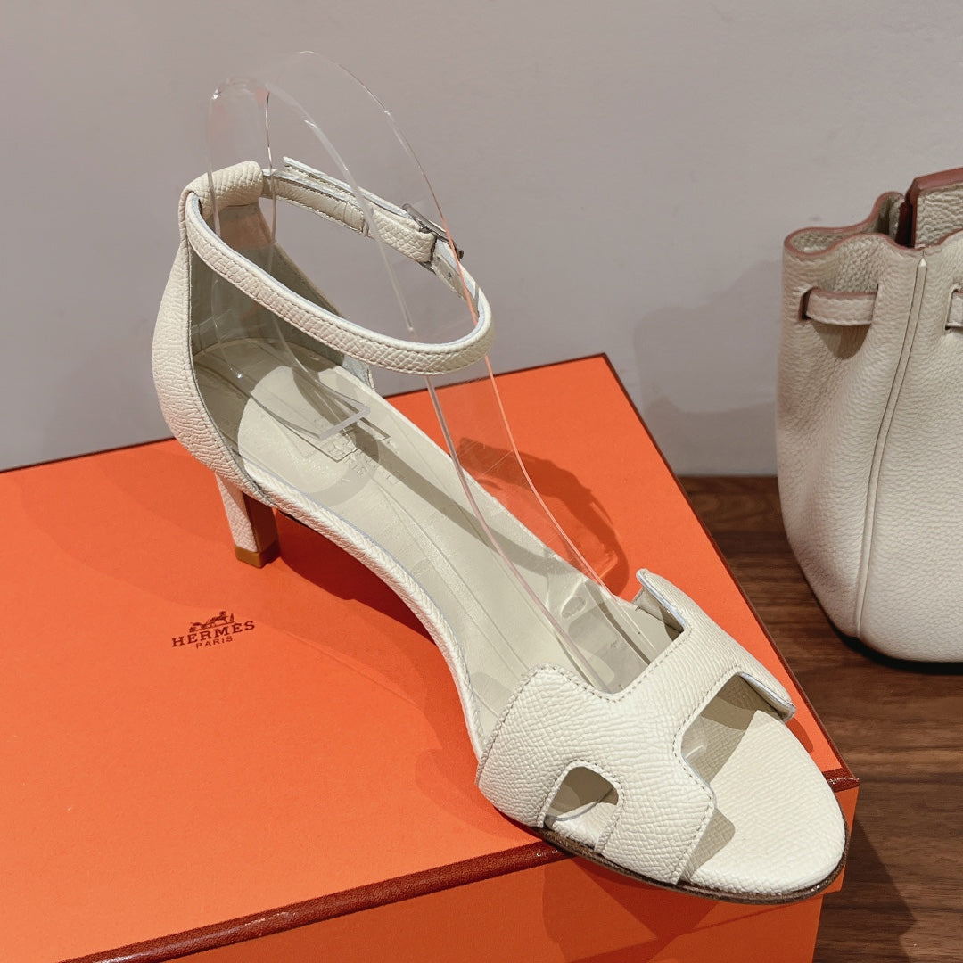 PREMIERE 70 SANDAL IN WHITE CREAM GRAINED CALFSKIN - 35