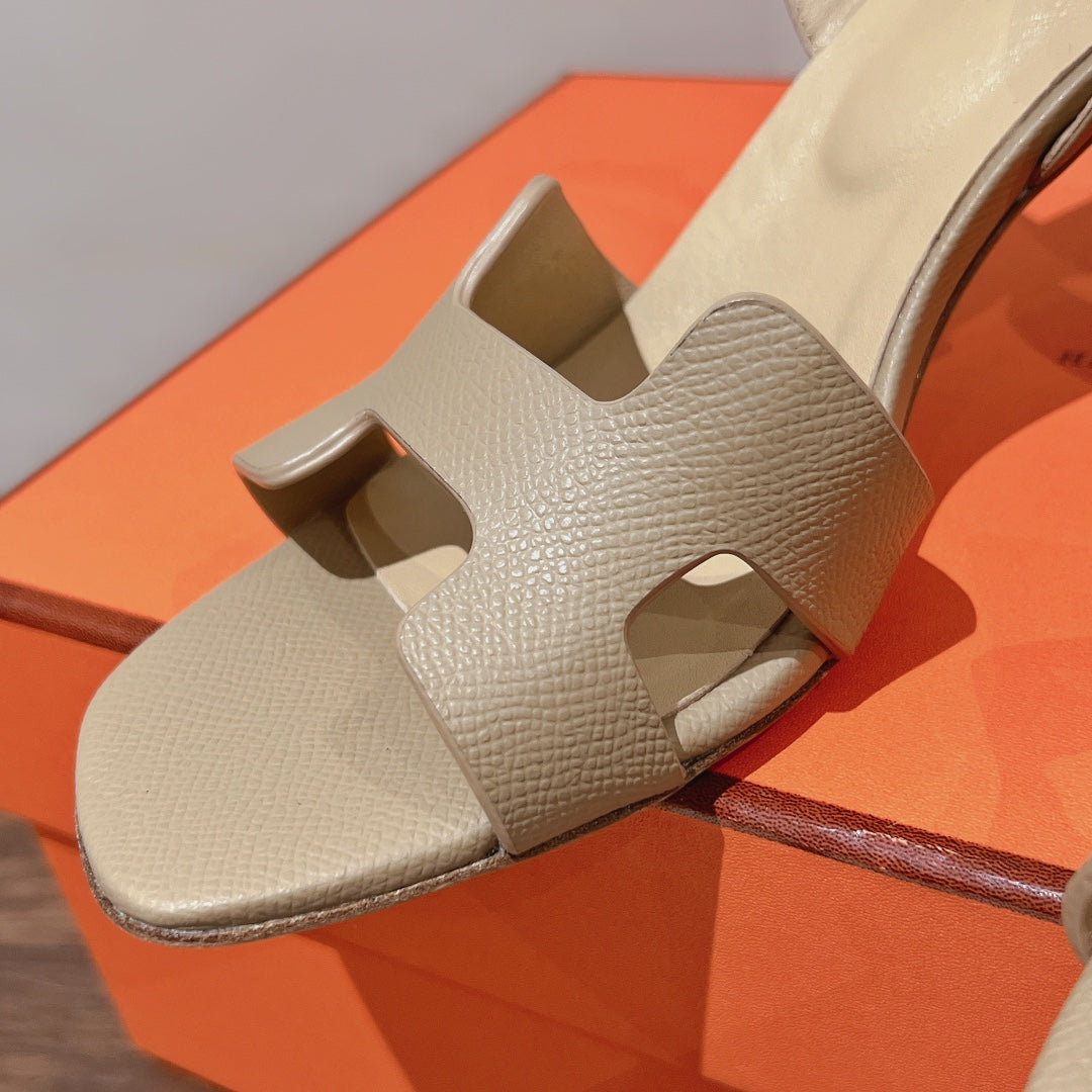 HOLY 75 SANDAL IN BISQUE BEIGE GRAINED CALFSKIN - 35