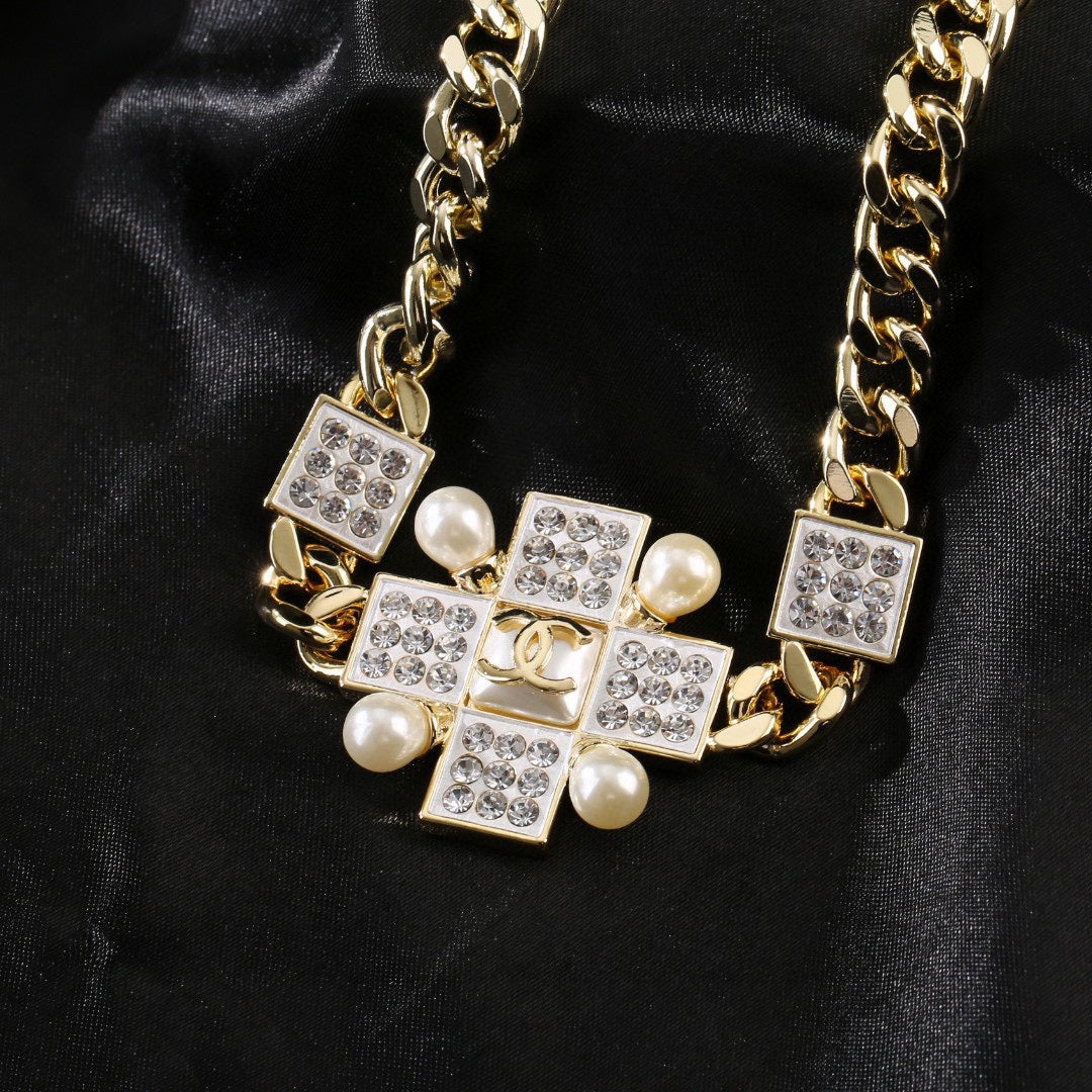 CHANEL 25S CHAIN BELT IN GOLD METAL 614478 - 30