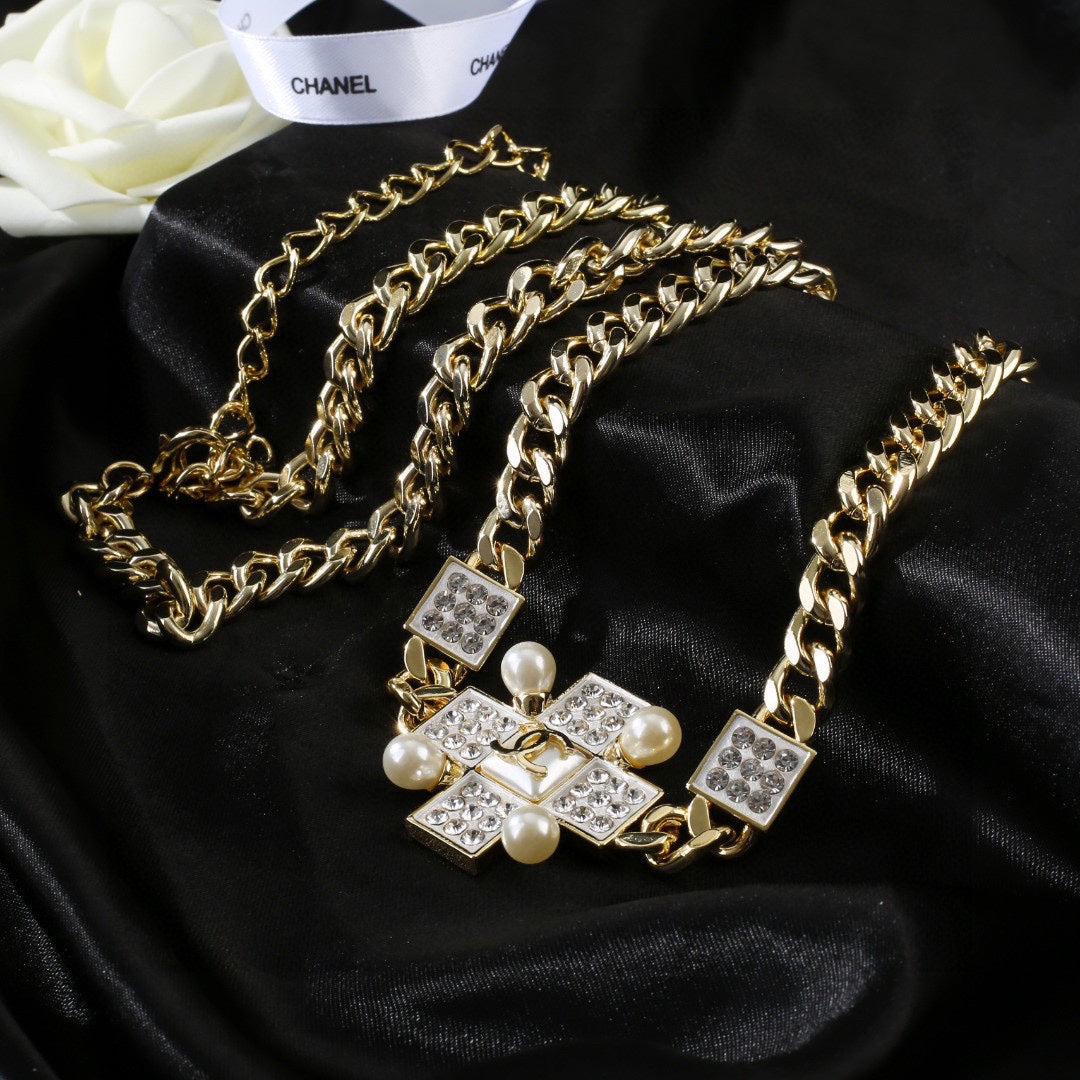 CHANEL 25S CHAIN BELT IN GOLD METAL 614478 - 30