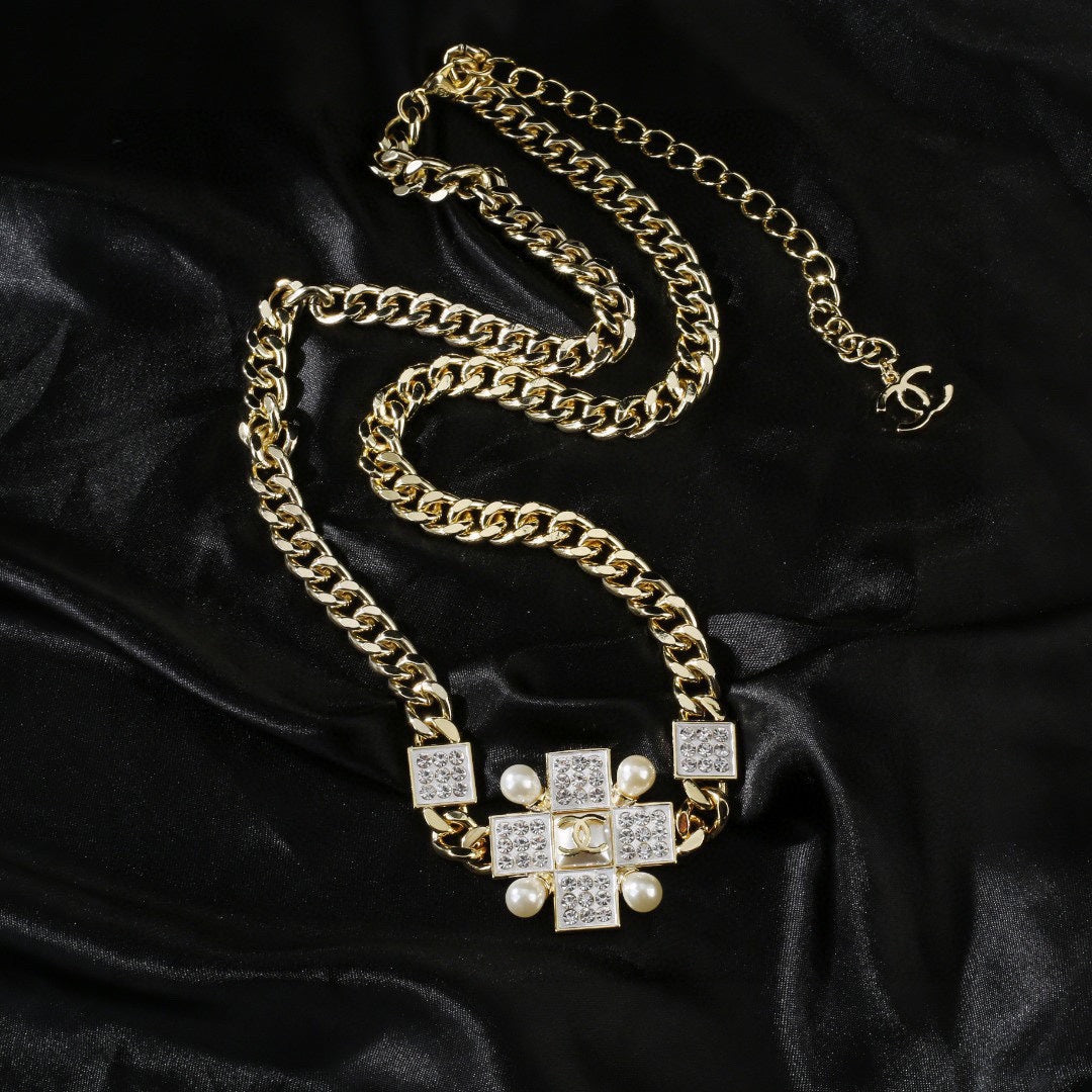 CHANEL 25S CHAIN BELT IN GOLD METAL 614478 - 30