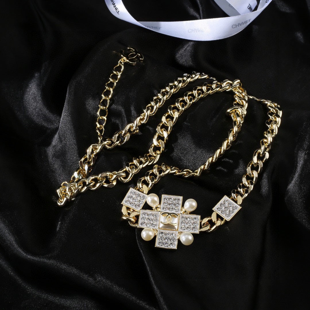 CHANEL 25S CHAIN BELT IN GOLD METAL 614478 - 30