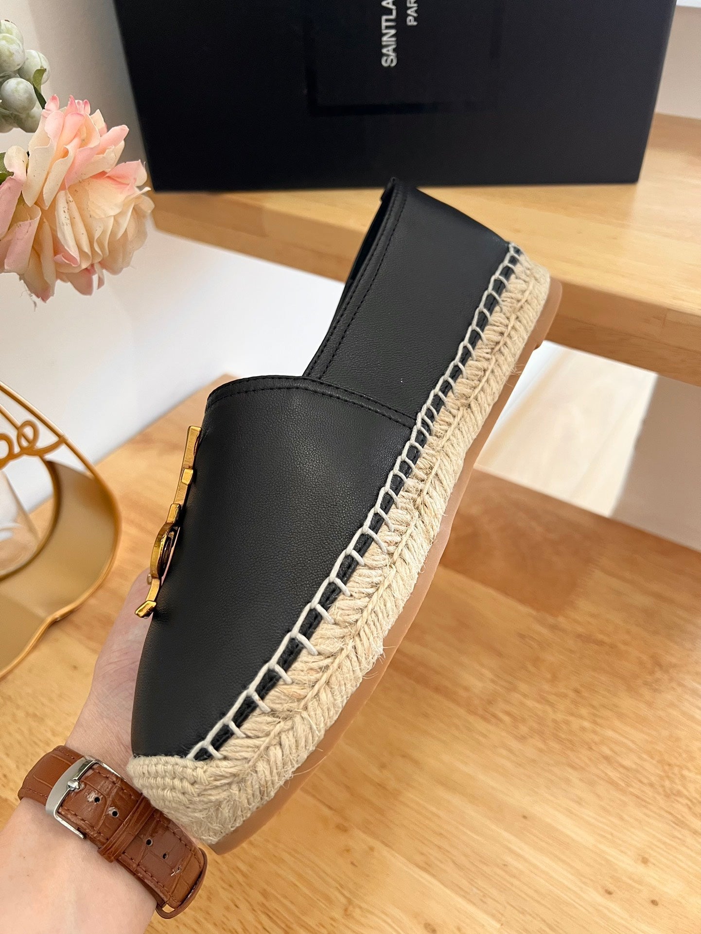 SL YVES LOGO SLIP ON BLACK CALFSKIN - 35