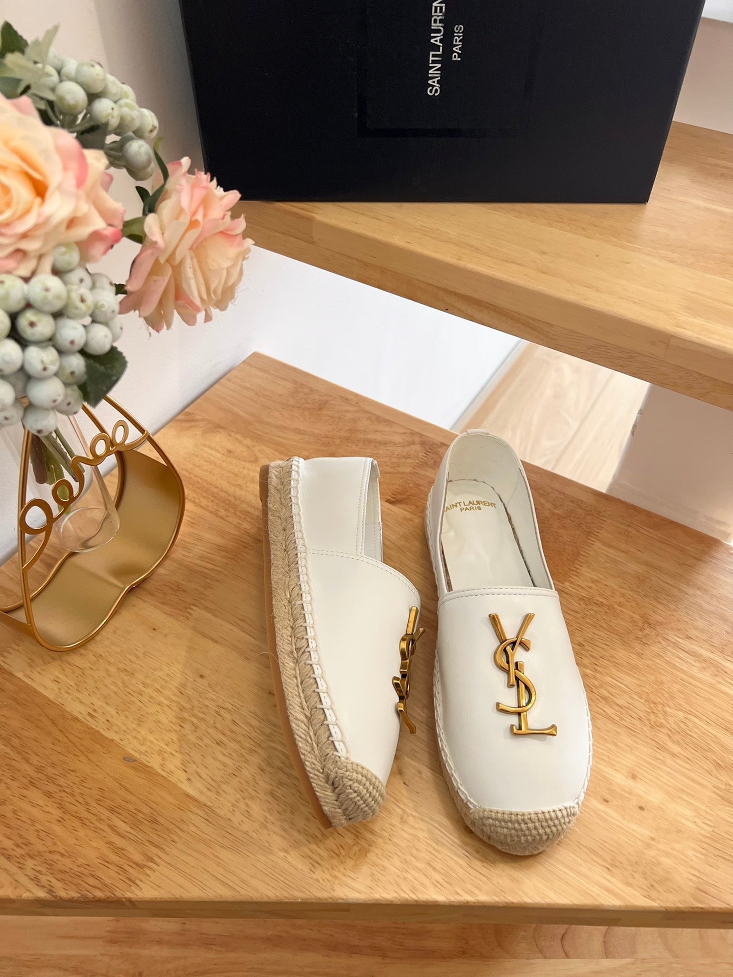 SL YVES LOGO SLIP ON WHITE CALFSKIN - 35