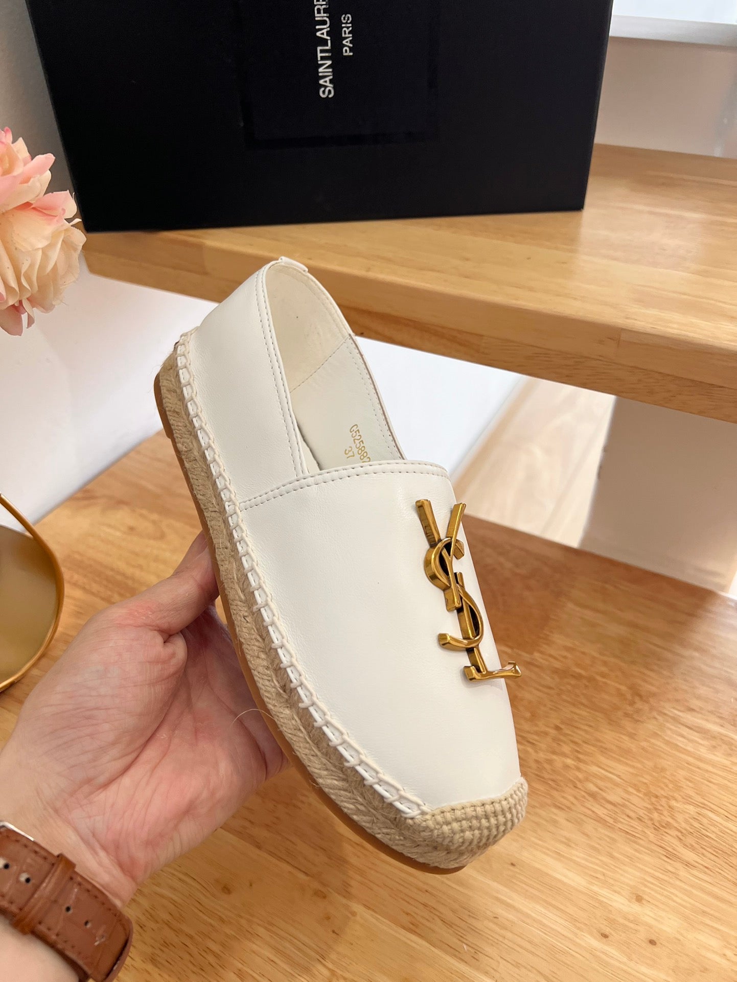SL YVES LOGO SLIP ON WHITE CALFSKIN - 35