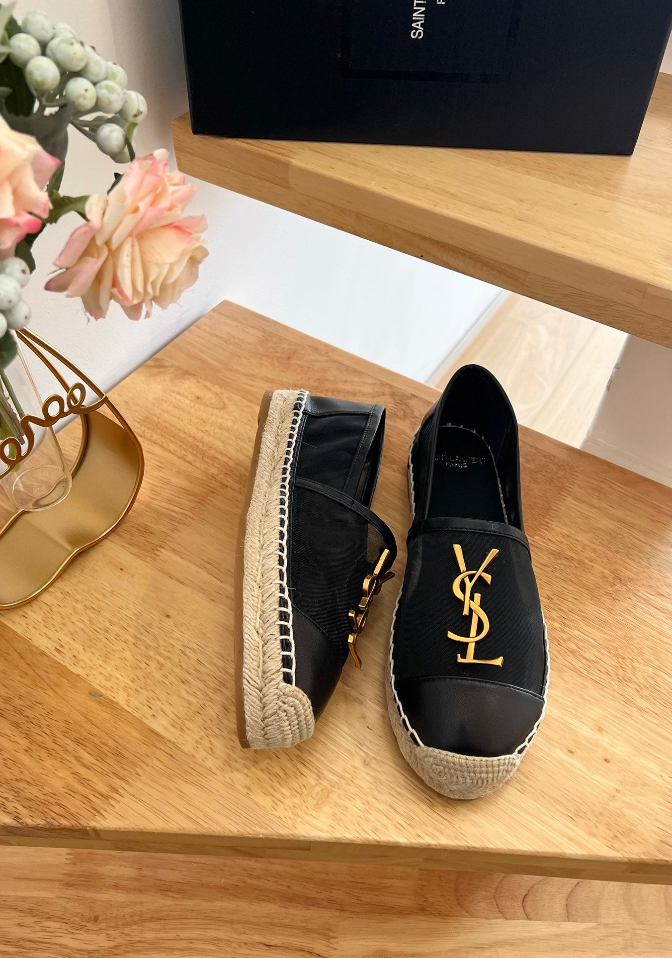 SL YVES LOGO SLIP ON BLACK CALFSKIN AND MESH - 35