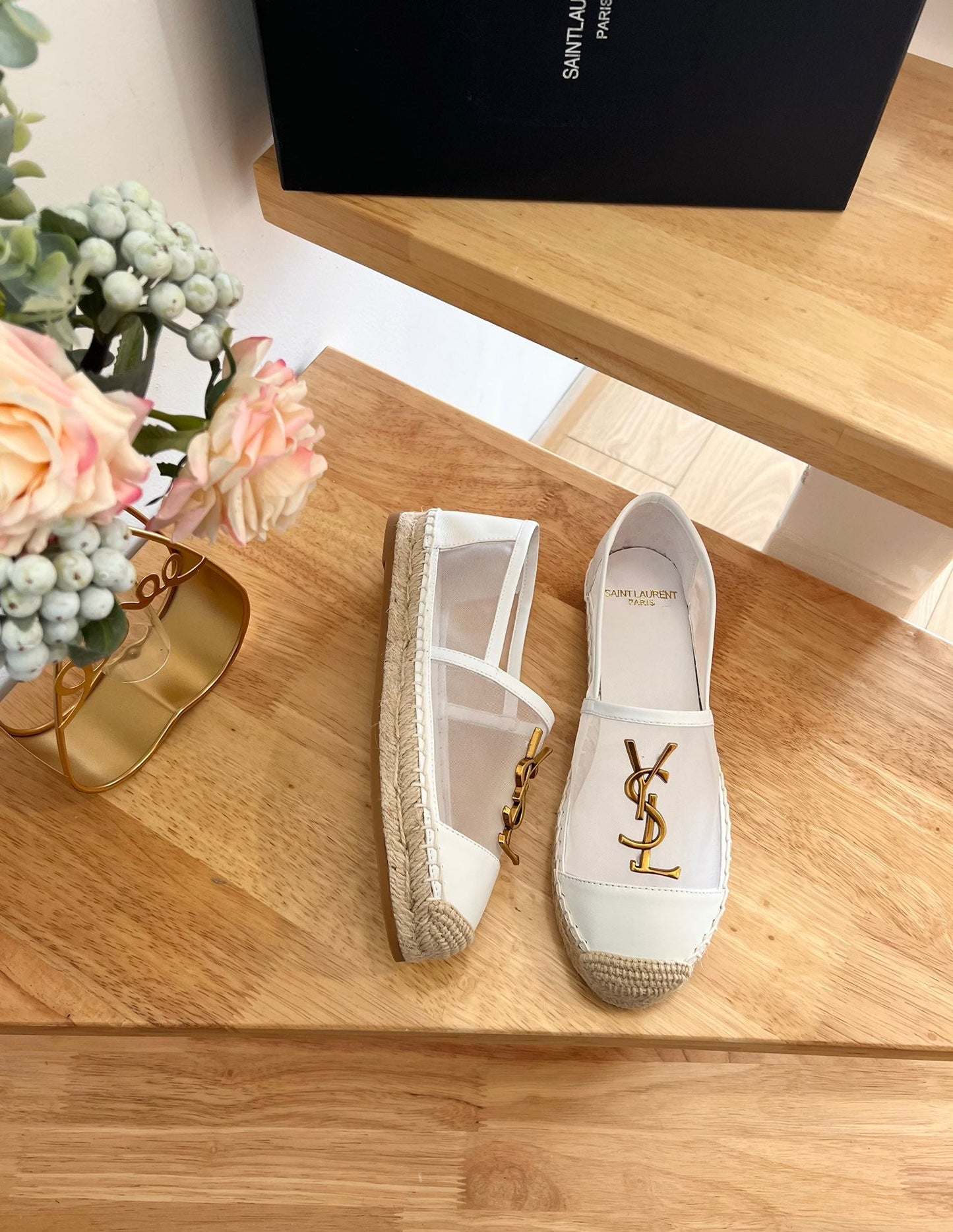 SL YVES LOGO SLIP ON WHITE CALFSKIN AND MESH - 35