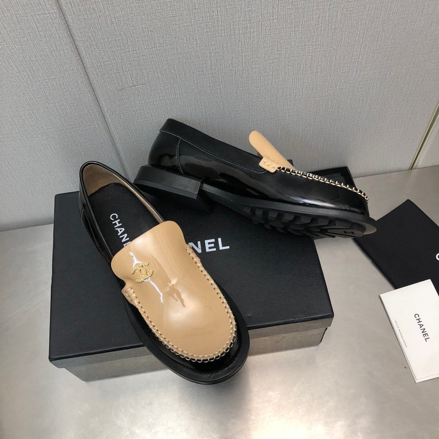 Double C Beige Cream Loafers Sheepskin - 35