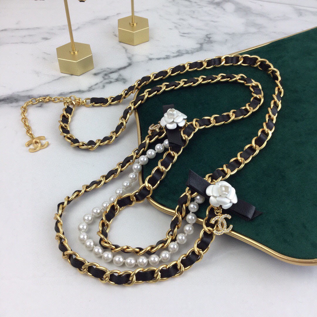 CHANEL 25S CHAIN BELT IN WHITE PEARL AND BLACK CALFSKIN 614403 - 30