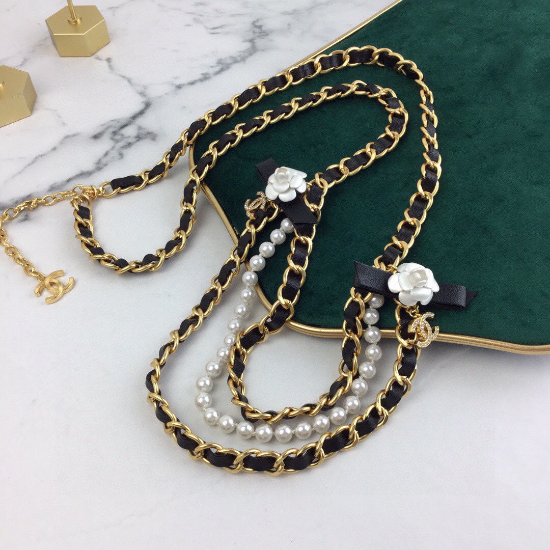 CHANEL 25S CHAIN BELT IN WHITE PEARL AND BLACK CALFSKIN 614403 - 30