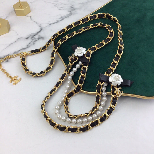 CHANEL 25S CHAIN BELT IN WHITE PEARL AND BLACK CALFSKIN 614403 - 30