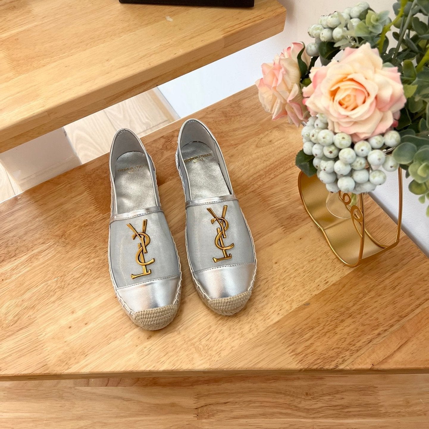 SL YVES LOGO SLIP ON SILVER CALFSKIN AND MESH - 35