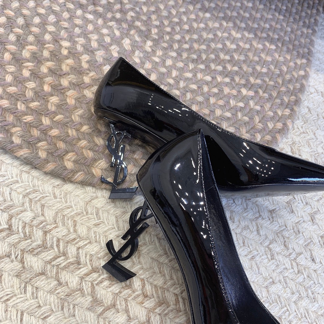 OPYUM BLACK HEEL PUMPS IN BLACK GLOSSY CALFSKIN - 34