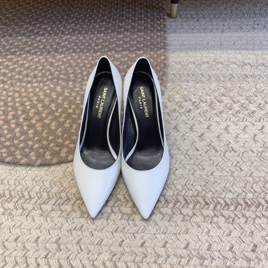 OPYUM BLACK HEEL PUMPS IN WHITE SMOOTH LAMBSKIN - 34