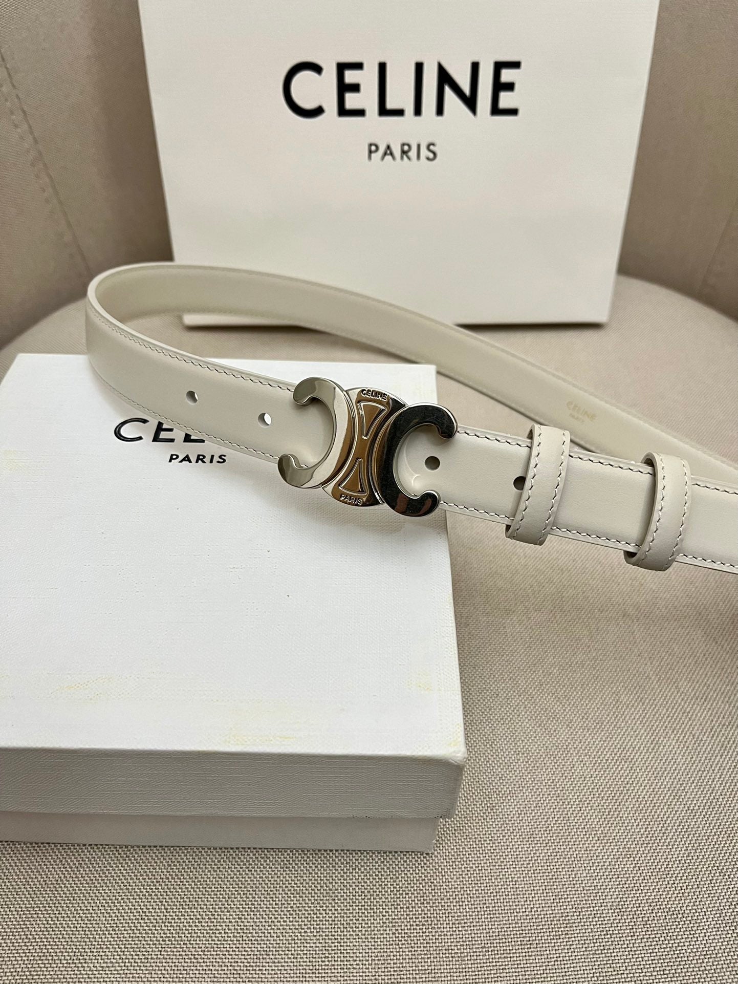 CELINE 25S TRIOMPHE 25MM BELT IN WHITE CALFSKIN SILVER HARDWARE - 26 - 28