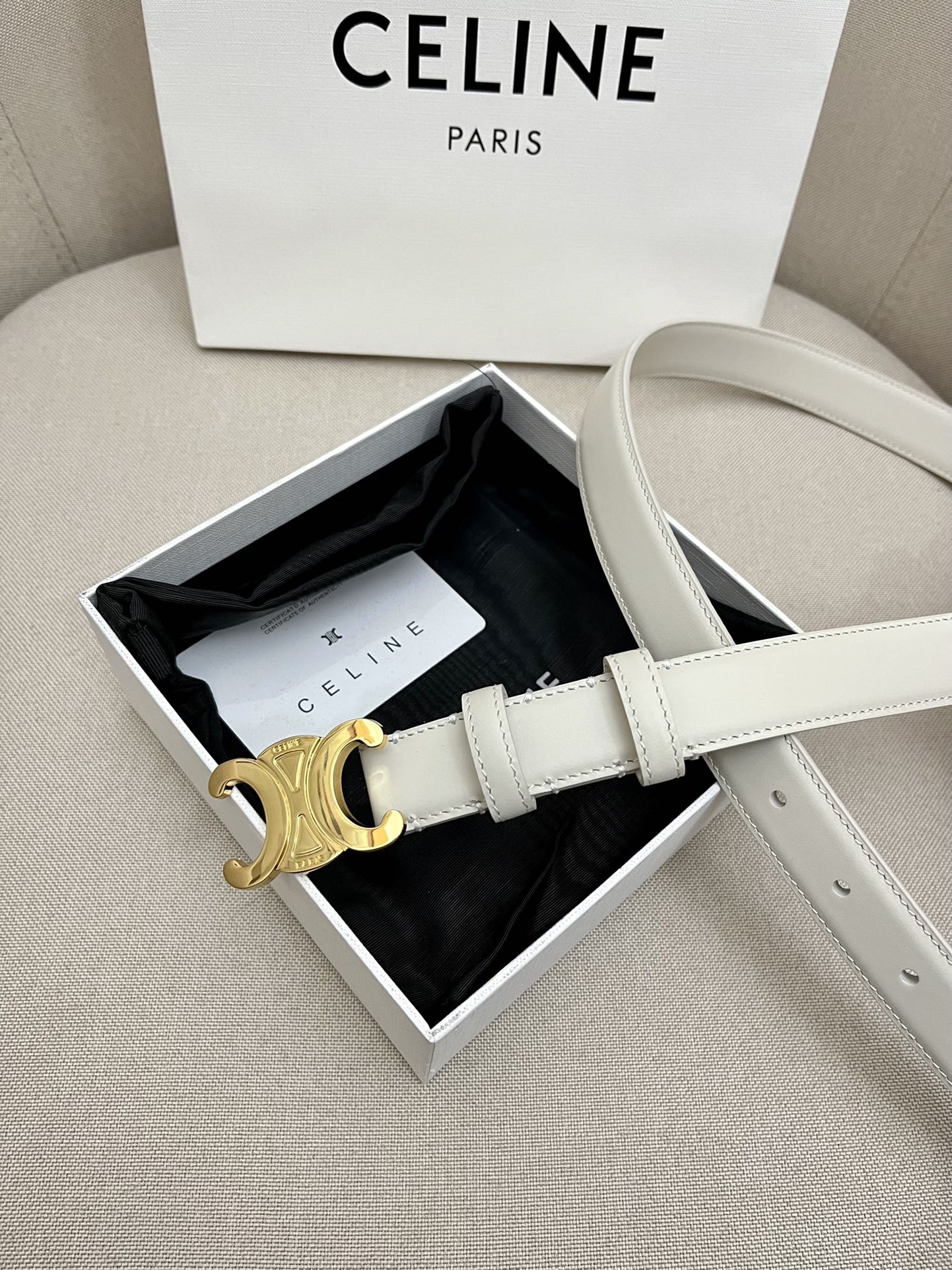 CELINE 25S TRIOMPHE 25MM BELT IN WHITE CALFSKIN GOLD HARDWARE - 26 - 28