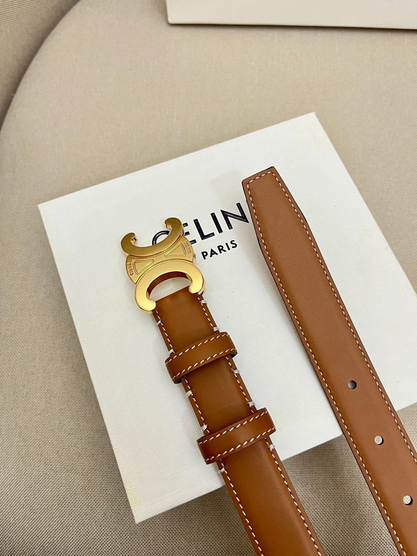 CELINE 25S TRIOMPHE 25MM BELT IN CARAMEL CALFSKIN GLOD HARDWARE - 26 - 28