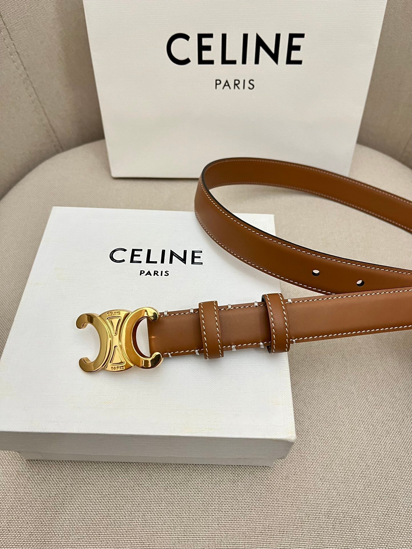 CELINE 25S TRIOMPHE 25MM BELT IN CARAMEL CALFSKIN GLOD HARDWARE - 26 - 28