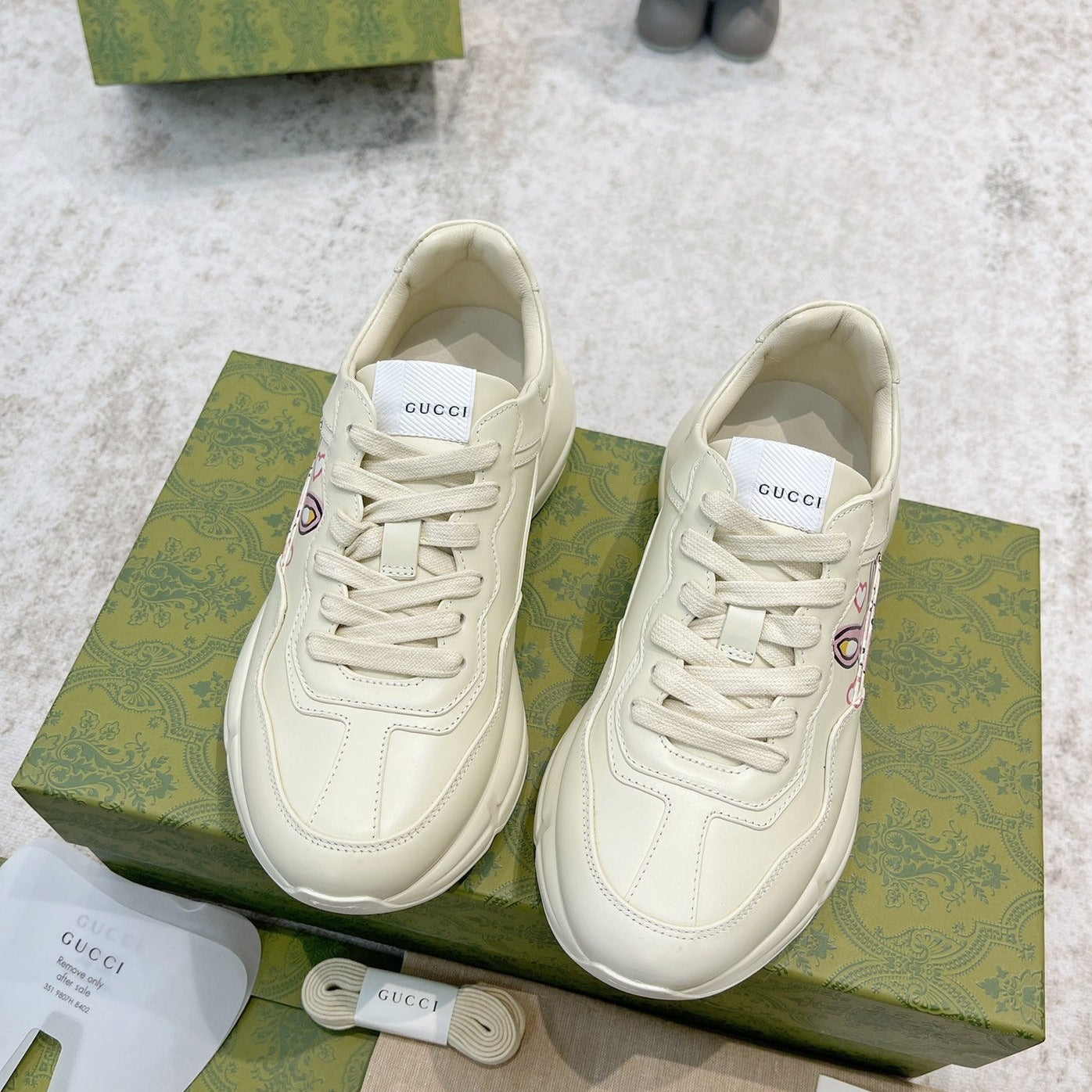 GG RHYTON TRAINER WHITE LAMBSKIN WITH FOX ICON - 35