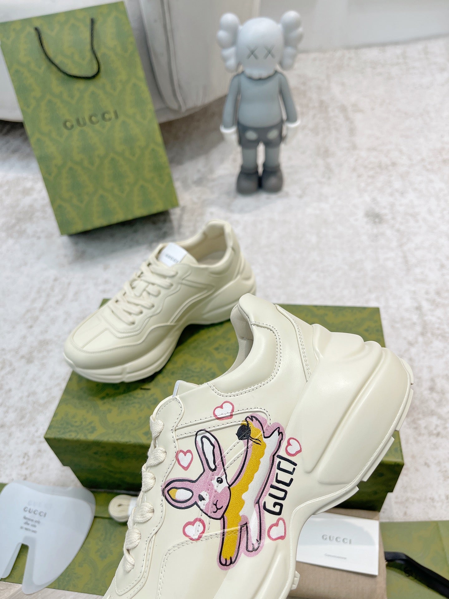 GG RHYTON TRAINER WHITE LAMBSKIN WITH FOX ICON - 35