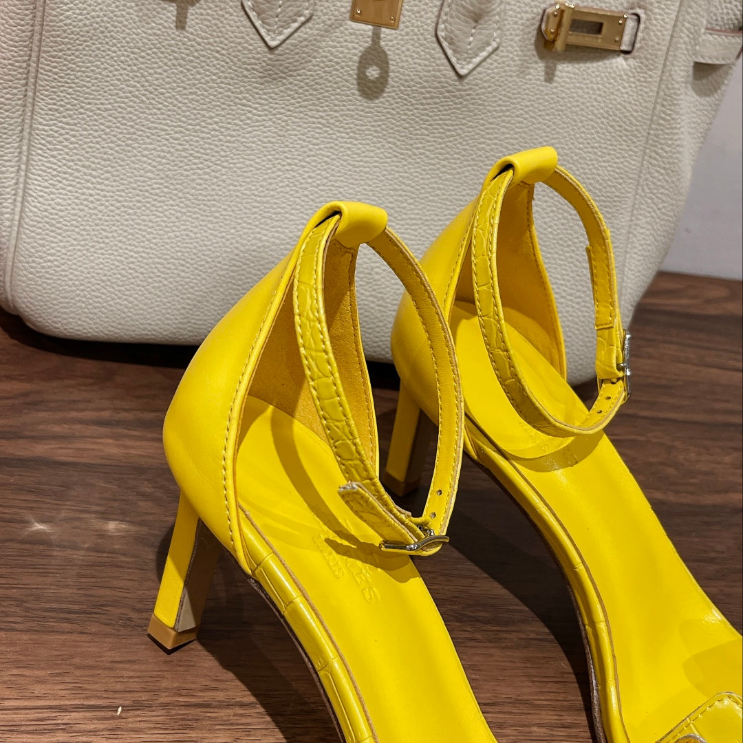 PREMIERE 70 SANDAL IN BRIGHT YELLOW CALFSKIN - 35