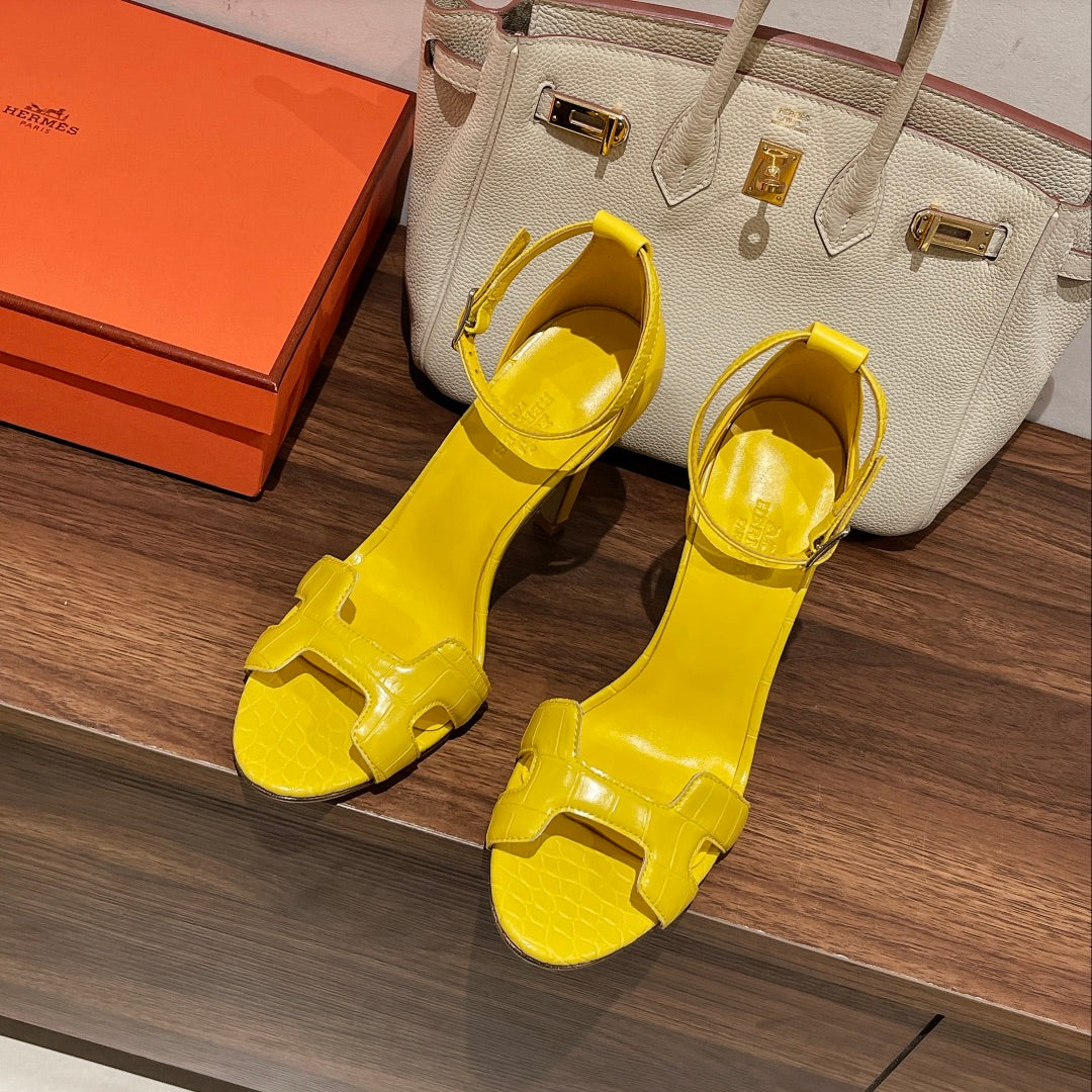 PREMIERE 115 SANDAL IN BRIGHT YELLOW CALFSKIN - 35