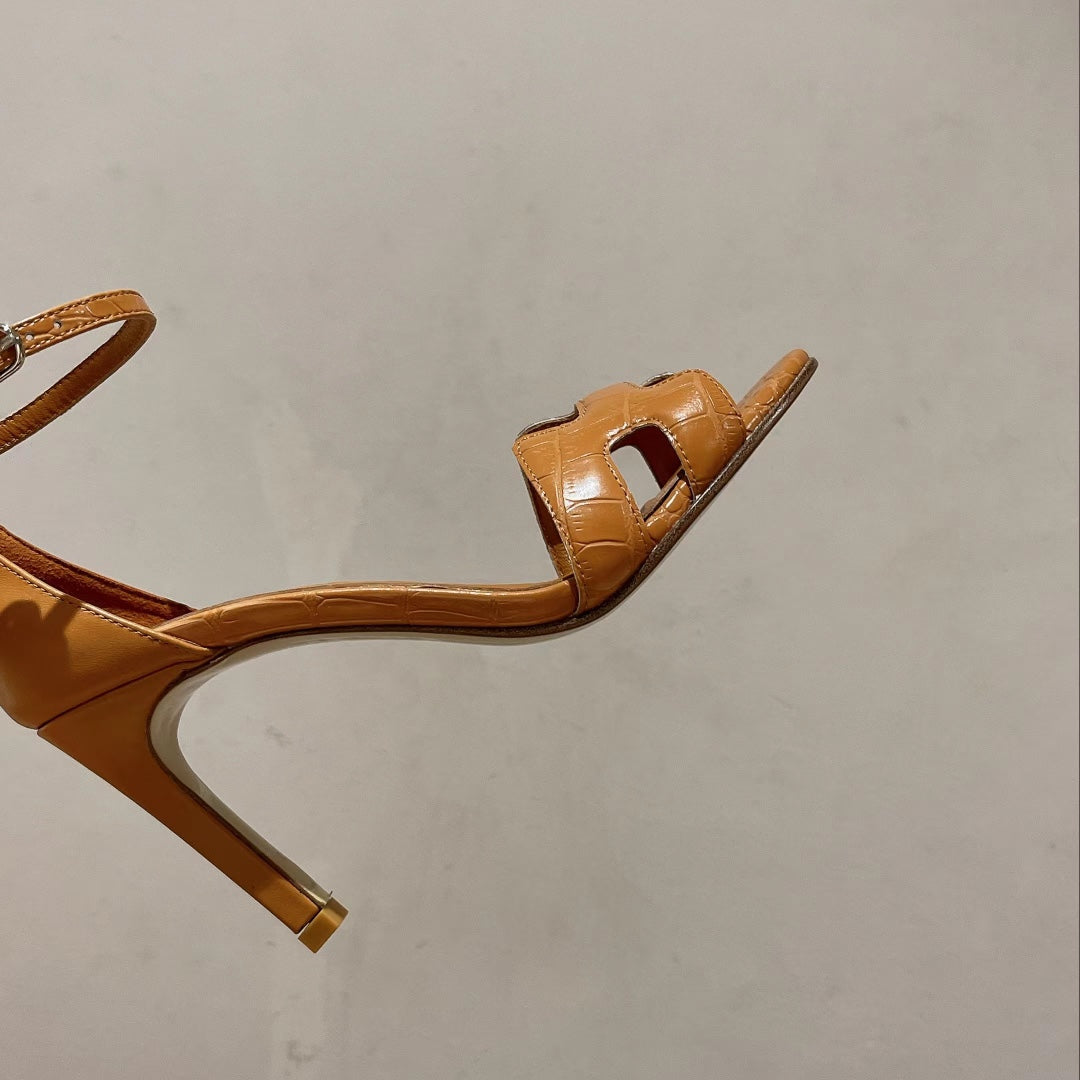 PREMIERE 105 SANDAL IN PEANUT BROWN CALFSKIN - 35