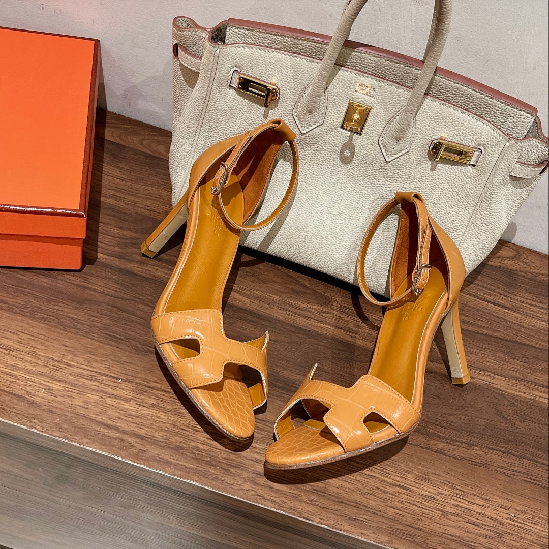 PREMIERE 105 SANDAL IN PEANUT BROWN CALFSKIN - 35