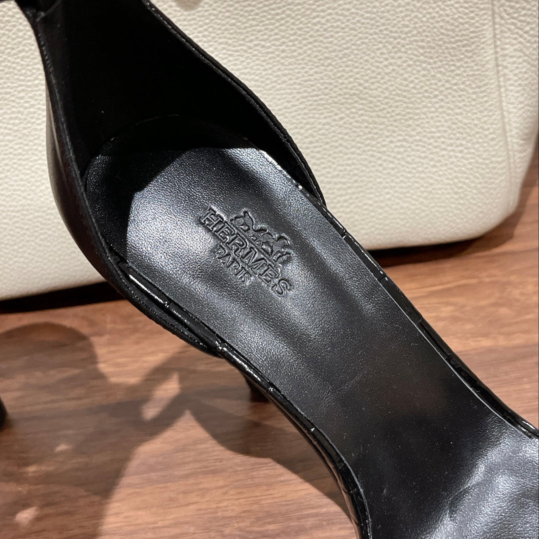 PREMIERE 115 SANDAL IN BLACK PATENT CALFSKIN - 35