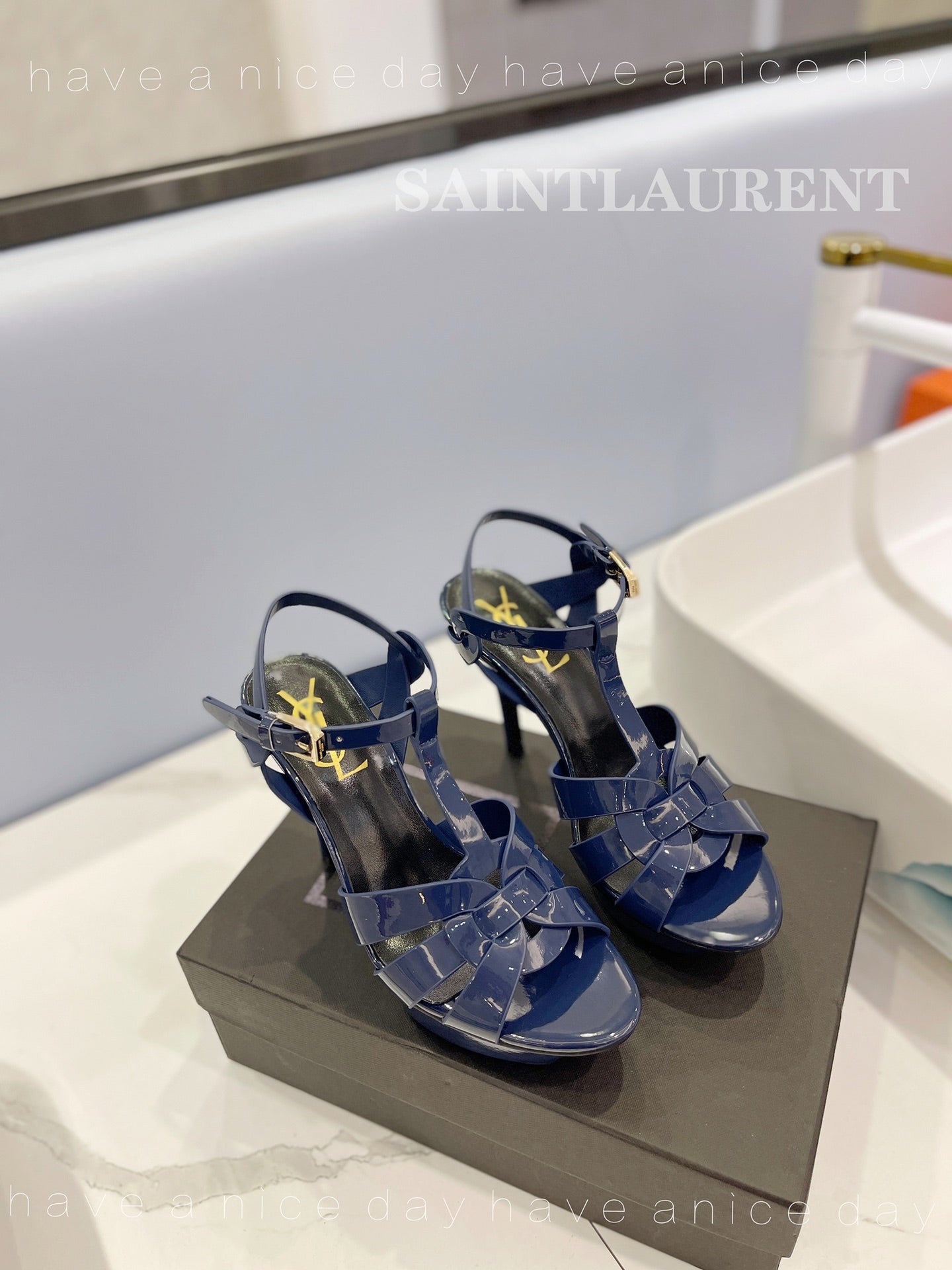 SL TRIBUTE POINED TOE SANDALS GLOSSY NAVY CALFSKIN - 34