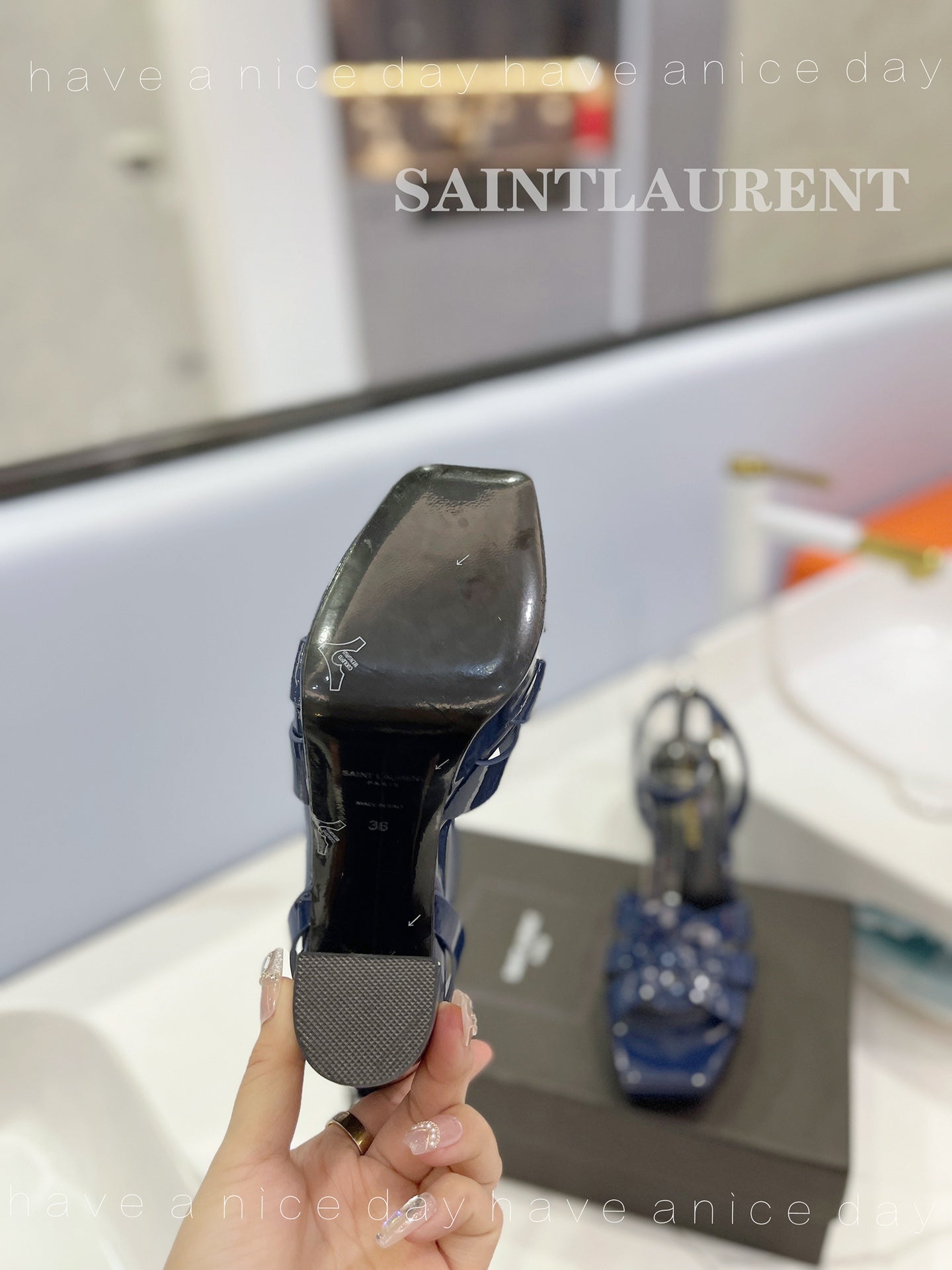 SL TRIBUTE FLATFORM SANDALS GLOSSY NAVY CALFSKIN - 34