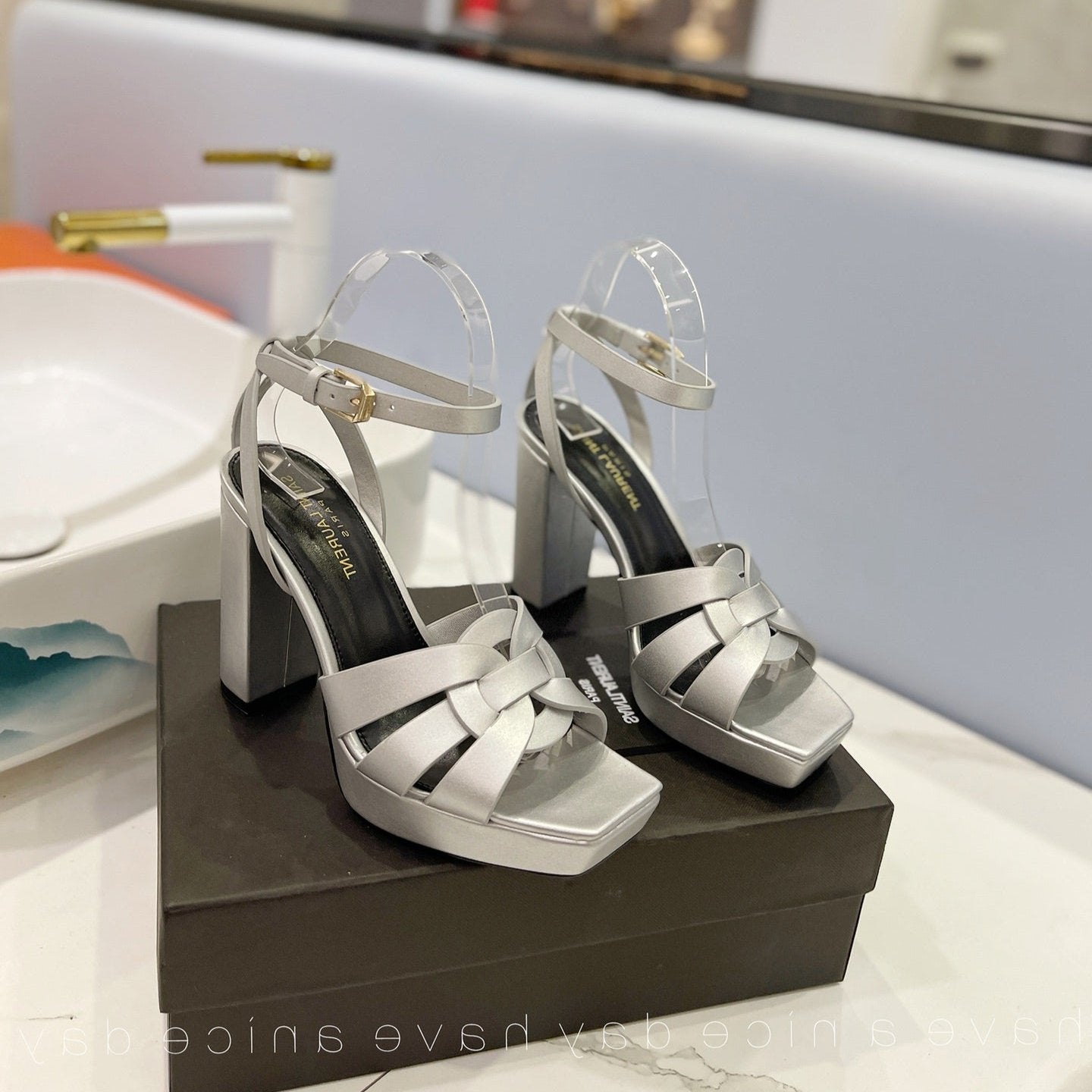 SL TRIBUTE FLATFORM SANDALS SILVER CALFSKIN - 34