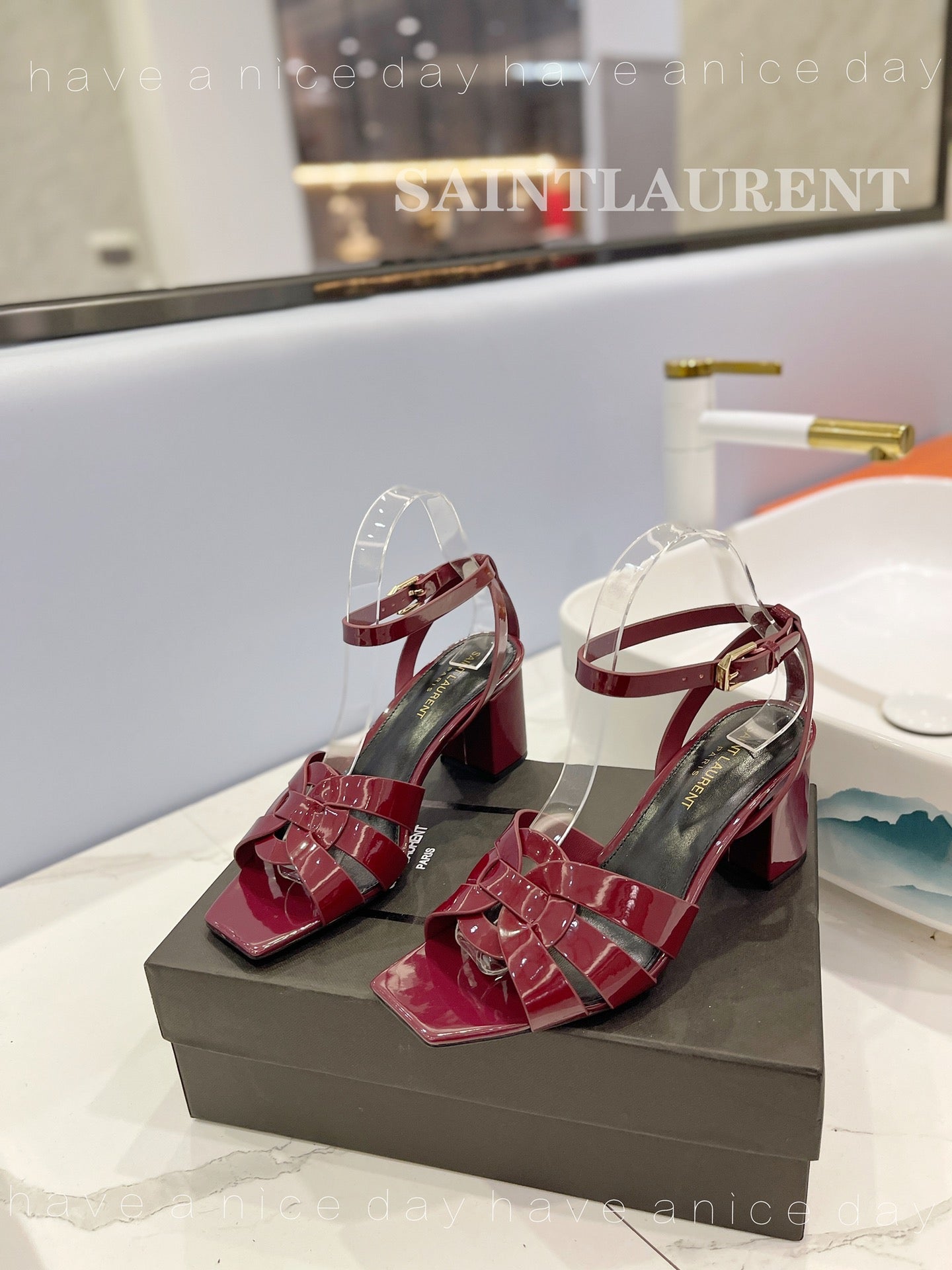 SL TRIBUTE SANDAL GLOSSY BERRY CALFSKIN - 34