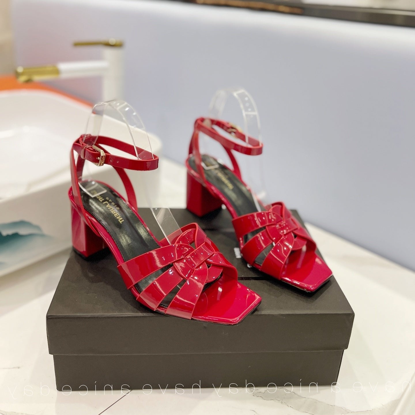 SL TRIBUTE SANDAL GLOSSY RED CALFSKIN - 34
