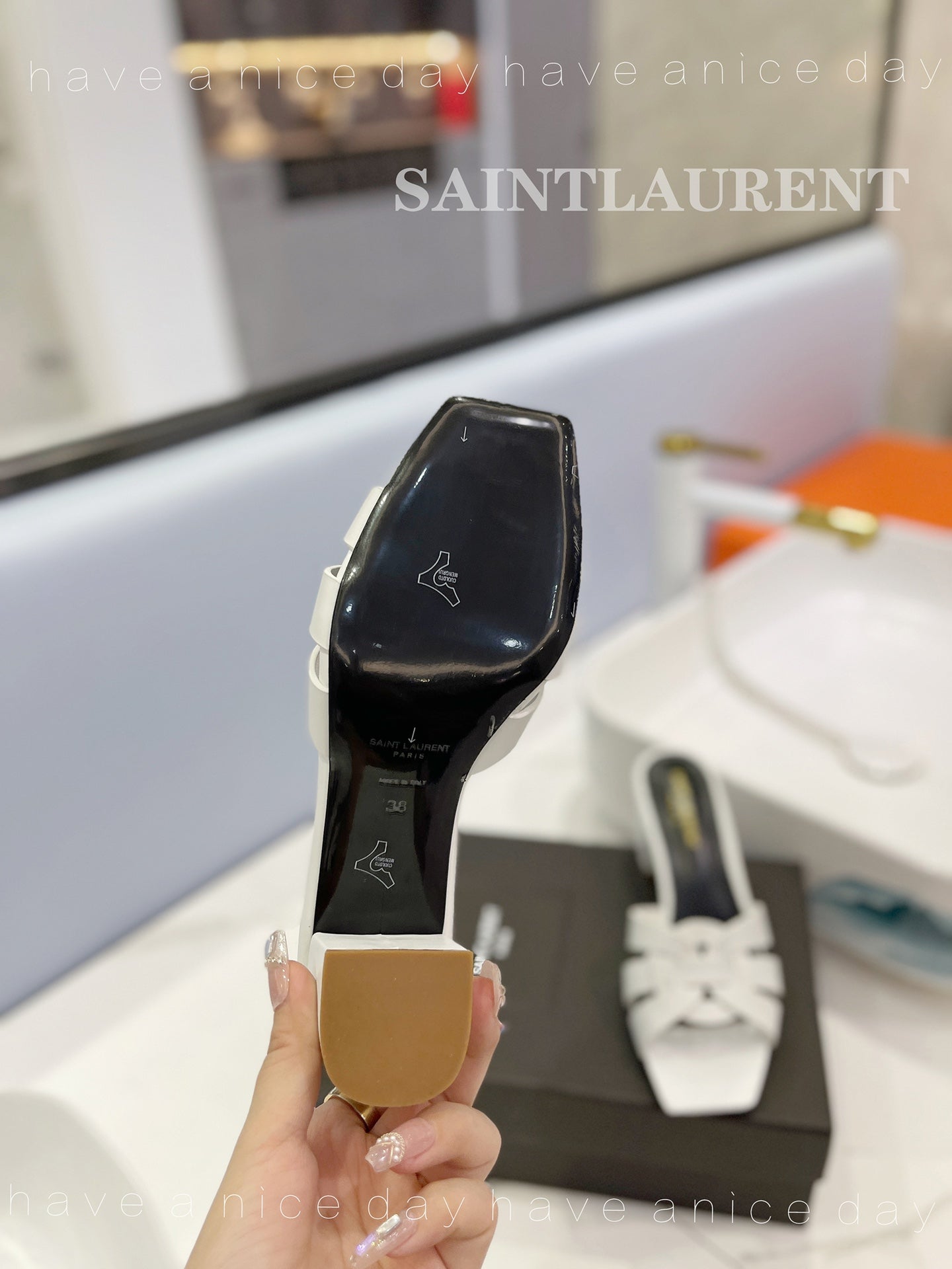 SL TRIBUTE MULES WHITE CALFSKIN - 34