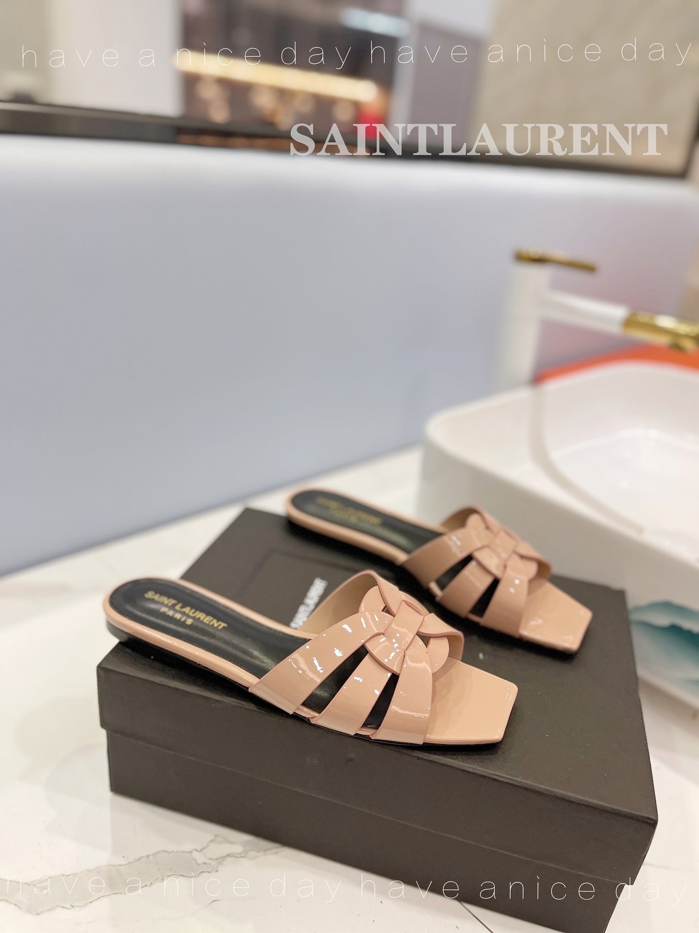 SL TRIBUTE SLIPPERS GLOSSY PINK NUDE CALFSKIN - 34