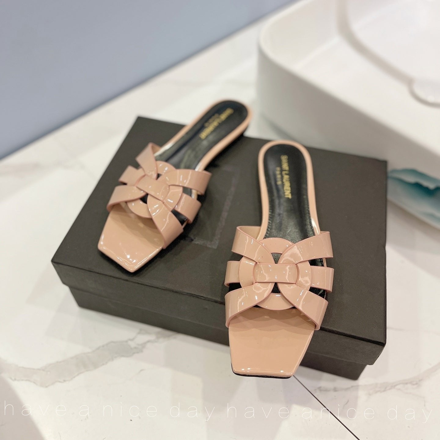 SL TRIBUTE SLIPPERS GLOSSY PINK NUDE CALFSKIN - 34