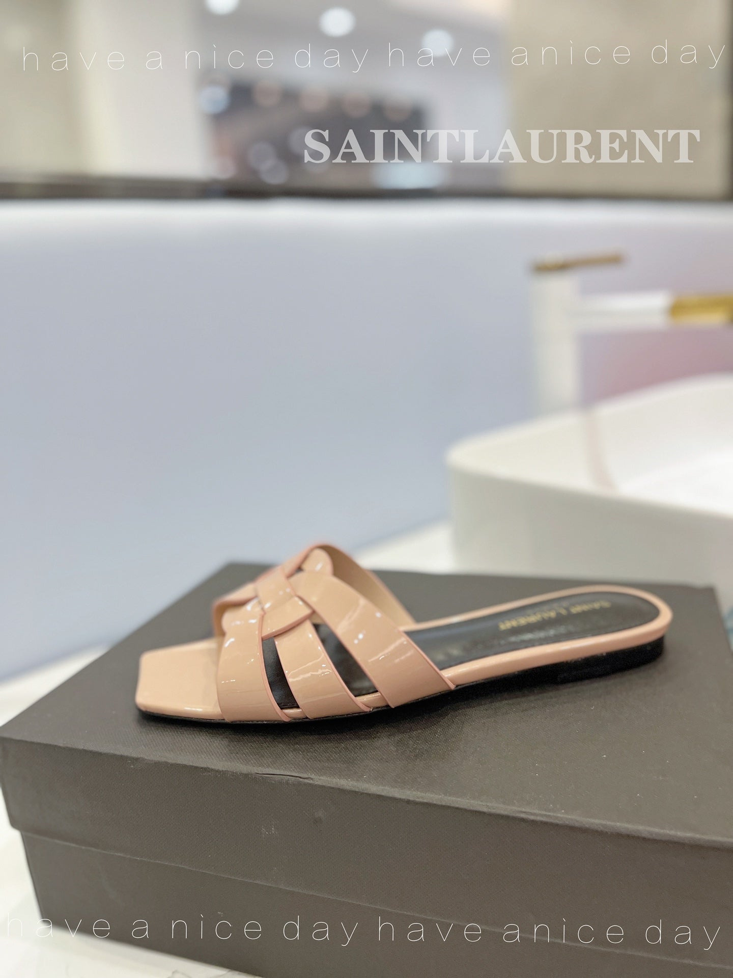 SL TRIBUTE SLIPPERS GLOSSY PINK NUDE CALFSKIN - 34