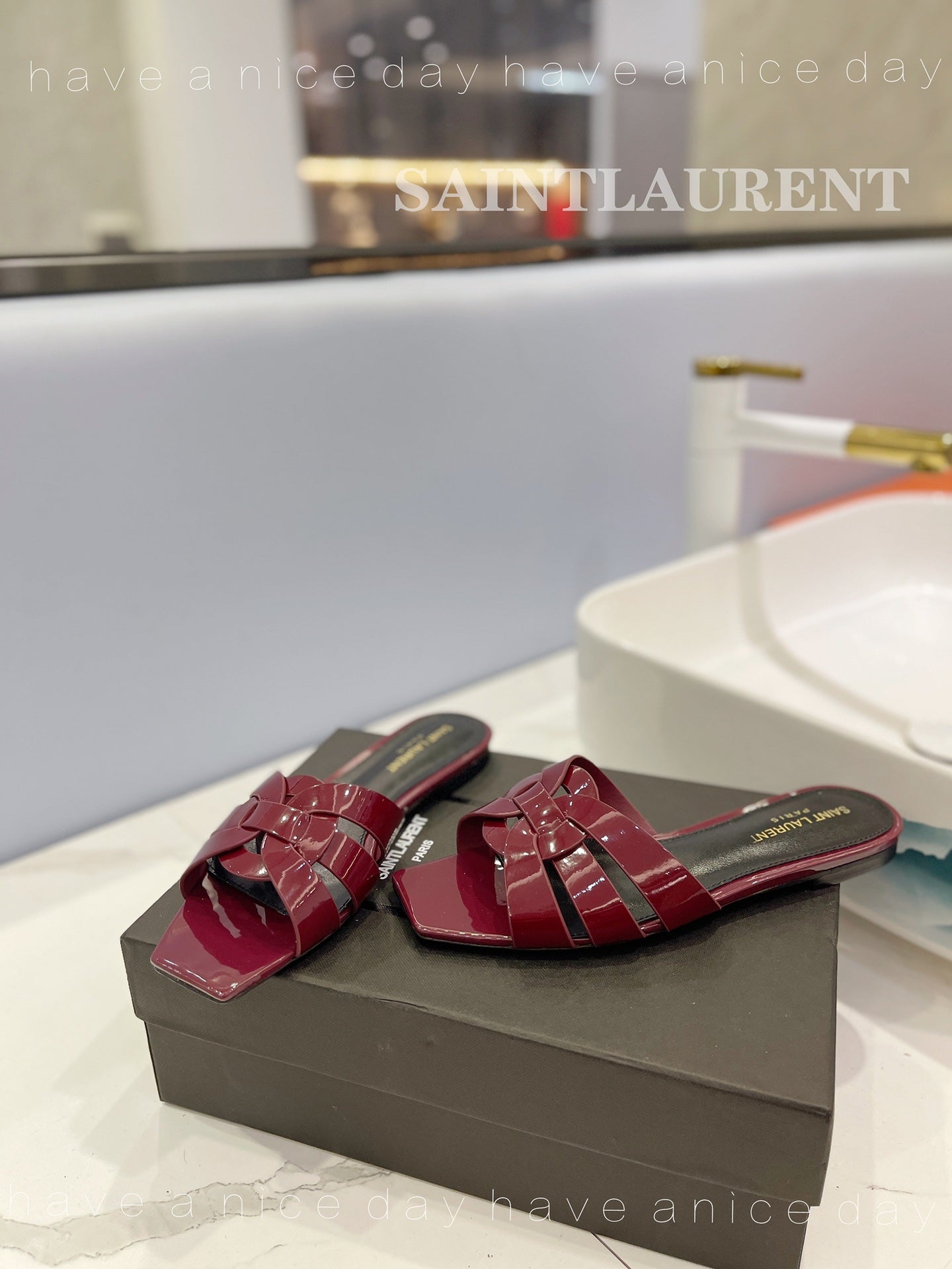 SL TRIBUTE SLIPPERS GLOSSY BERRY CALFSKIN - 34