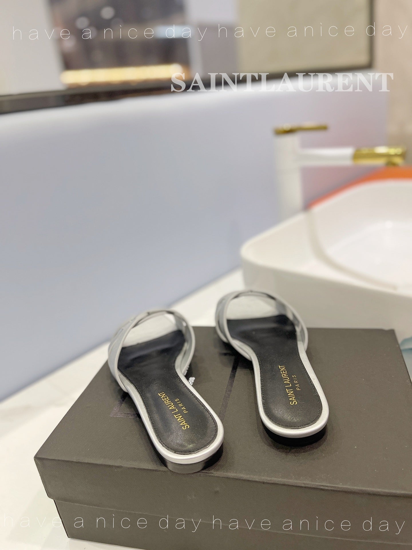 SL TRIBUTE SLIPPERS SILVER CALFSKIN - 34