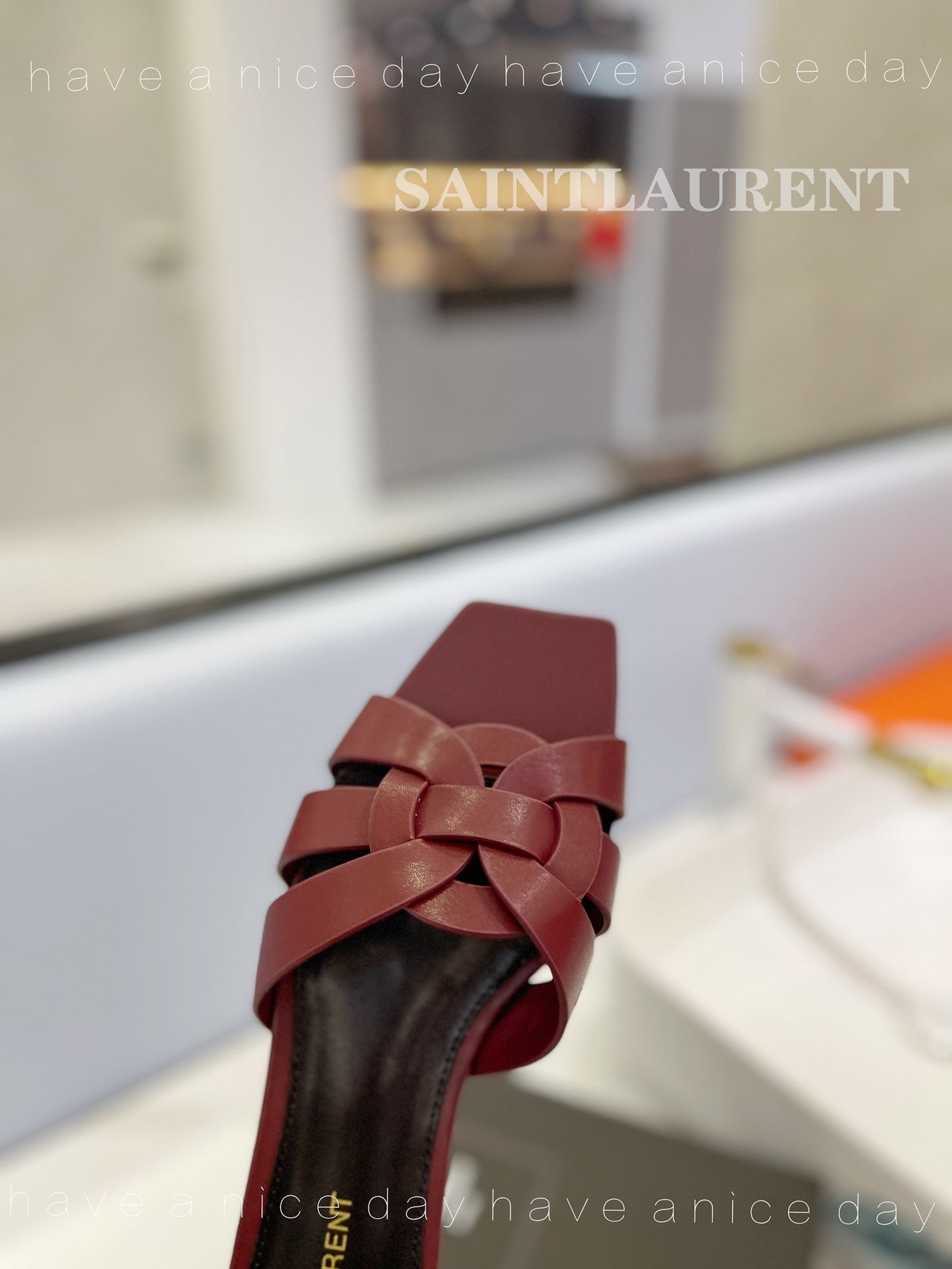 SL TRIBUTE SLIPPERS BERRY CALFSKIN - 34