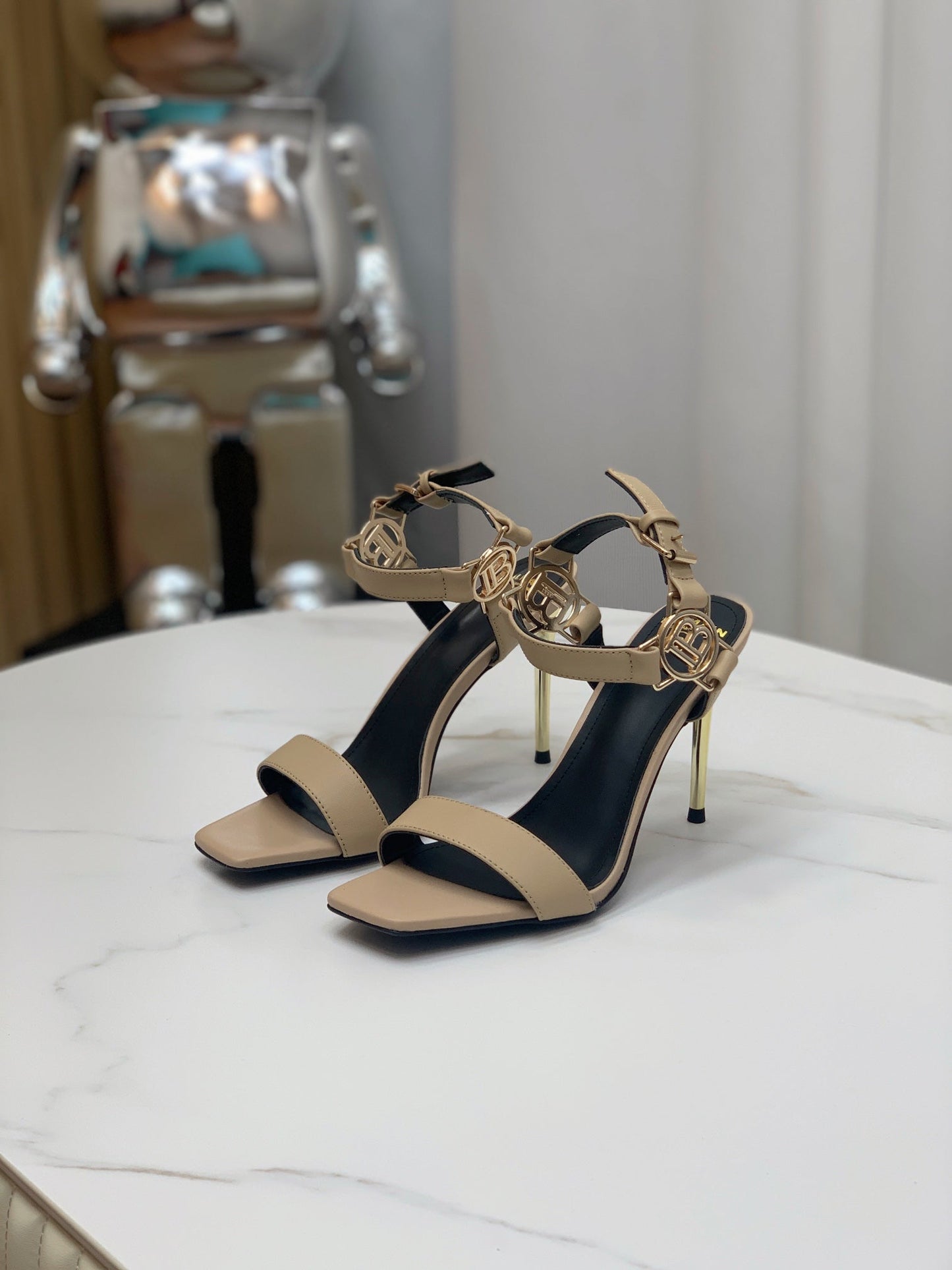 BALMAIN 25S HIGH HEELS WITH B METAL DETAIL 95MM IN LIGHT BROWN CALFSKIN - 35